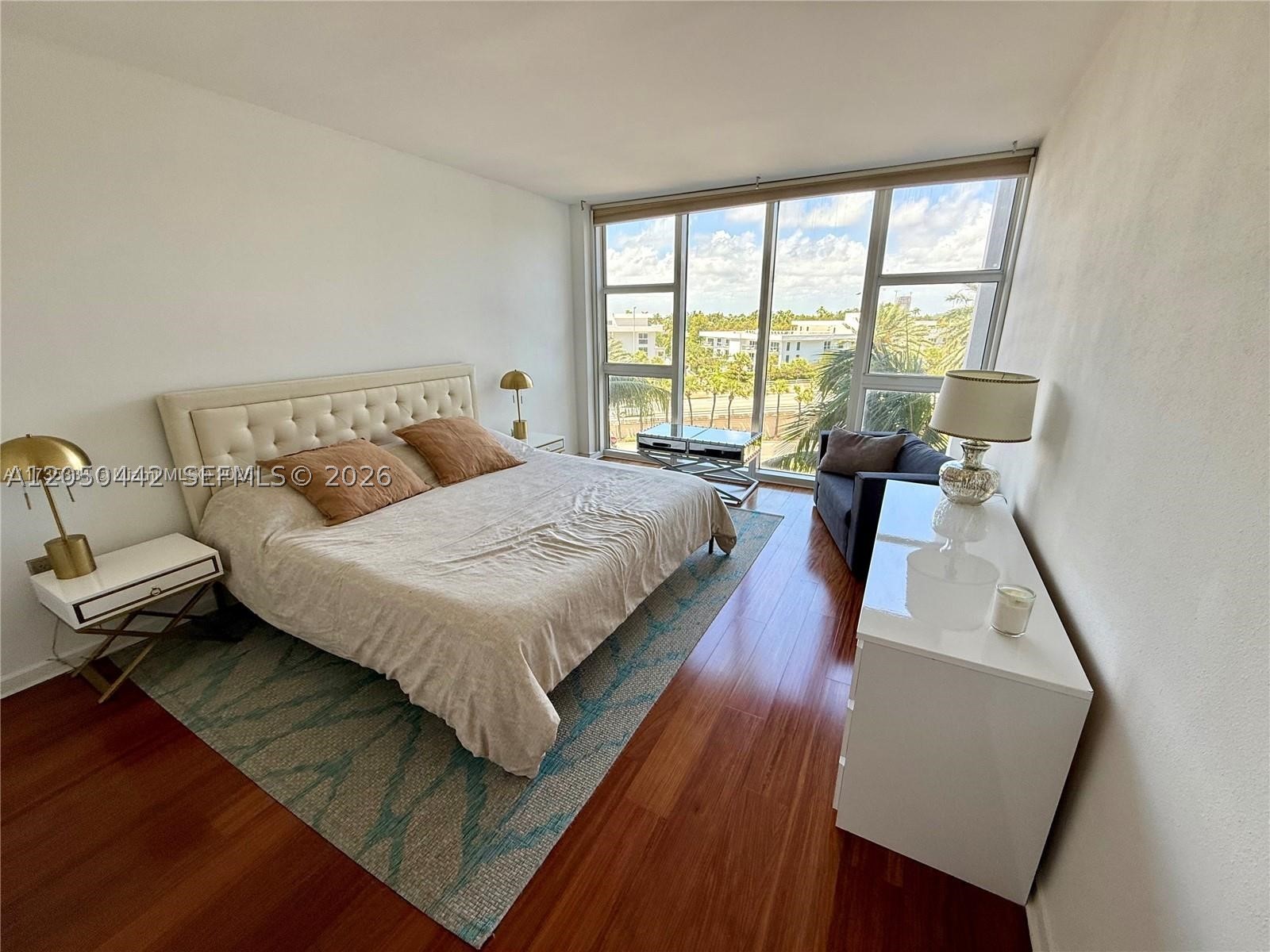 image Harbour House17