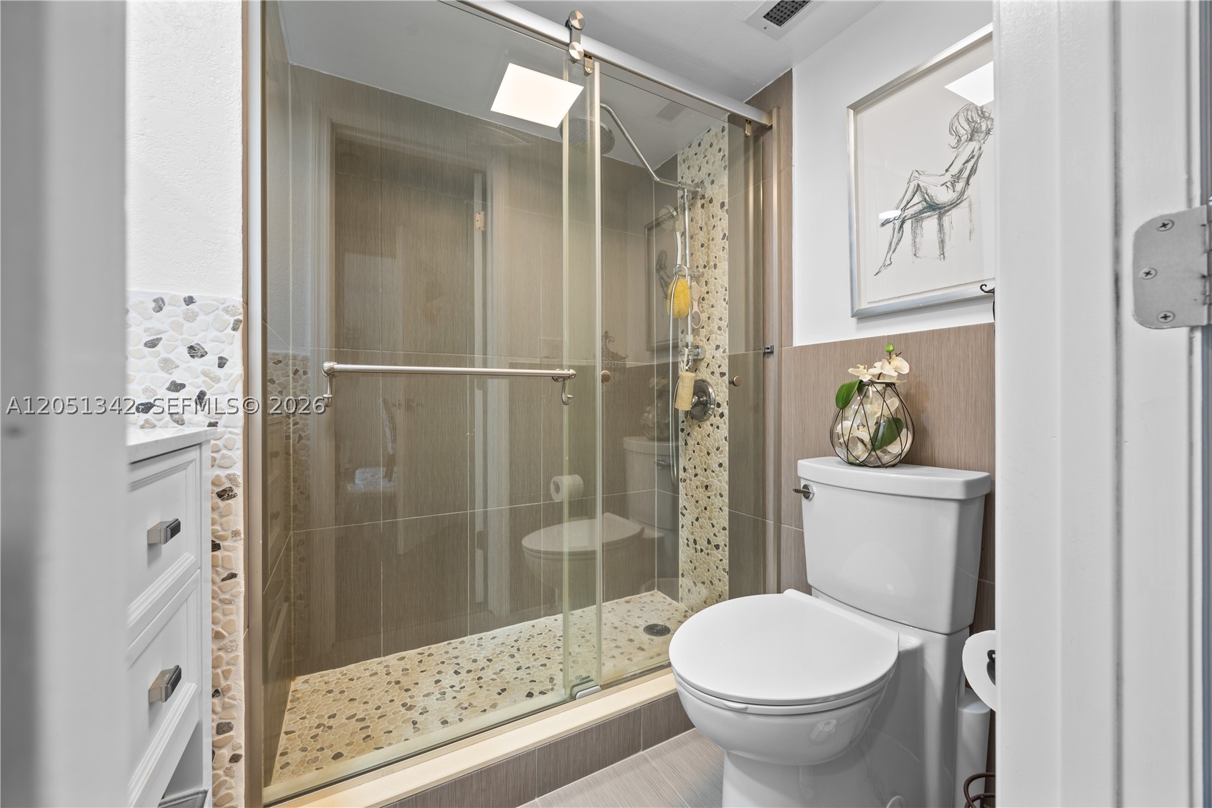 image Arlen House Condo12