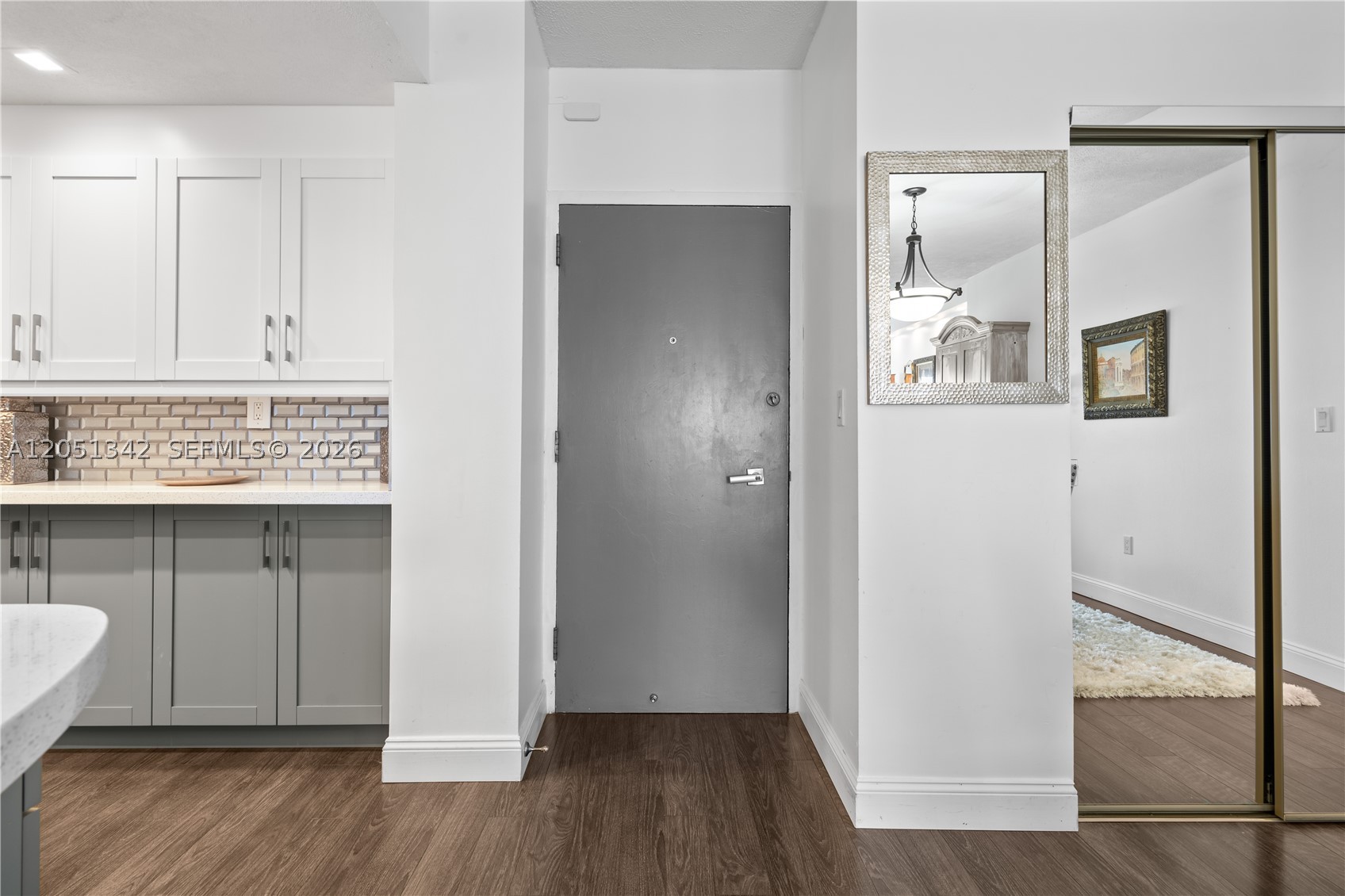 image Arlen House Condo17