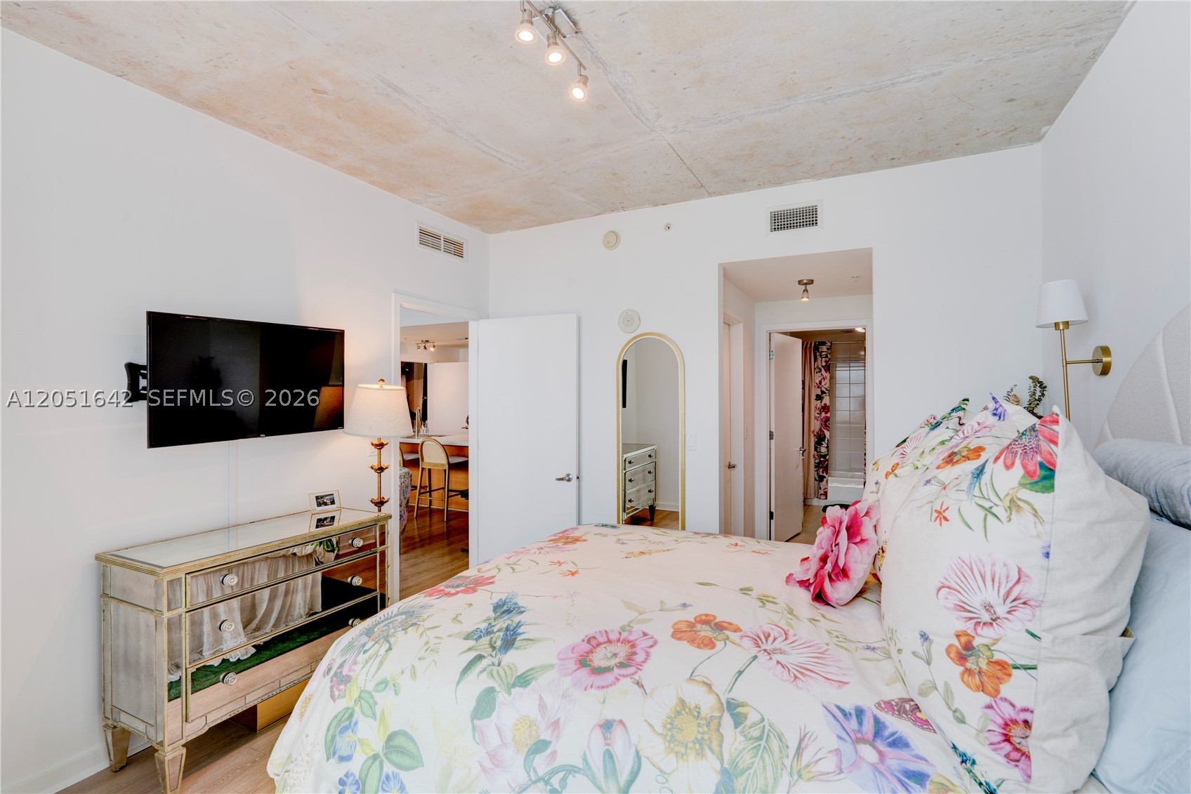image 4 Midtown15