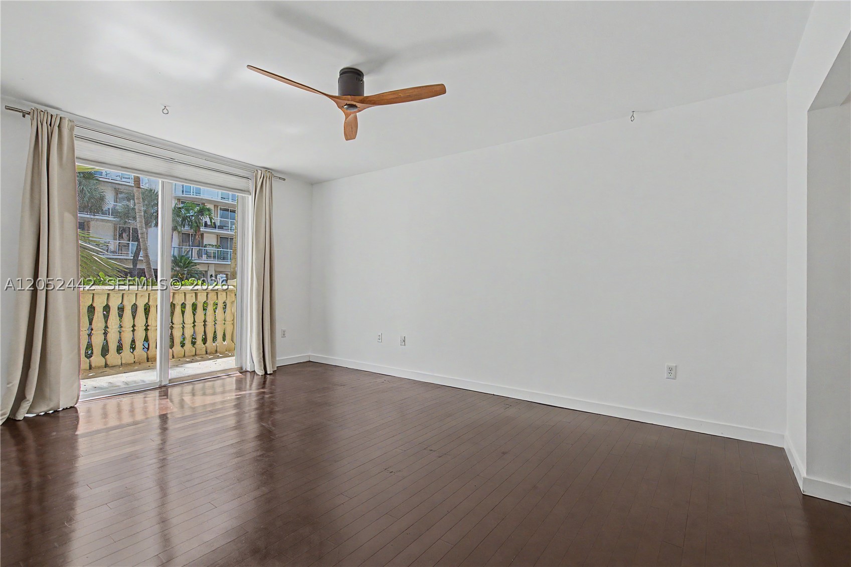 8888 Collins Ave #115 Surfside, FL 33154
