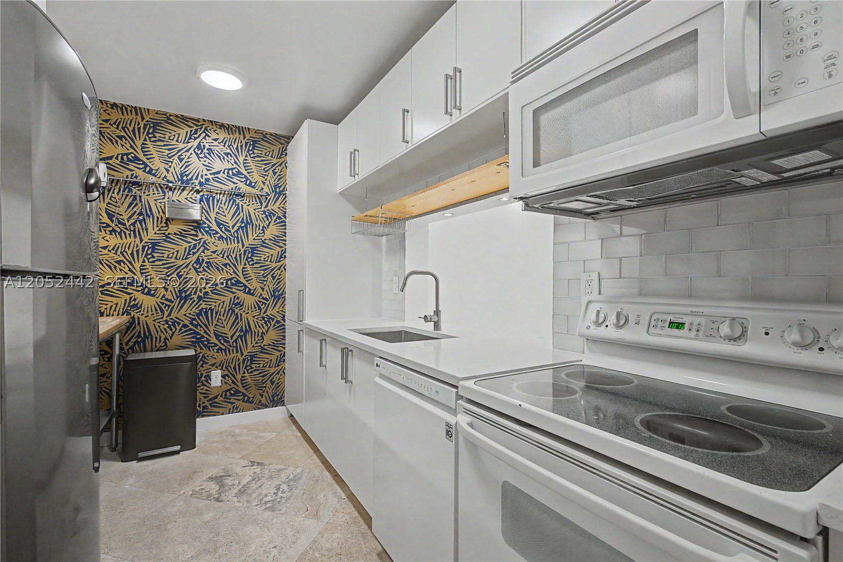 8888 Collins Ave #115 Surfside, FL 33154