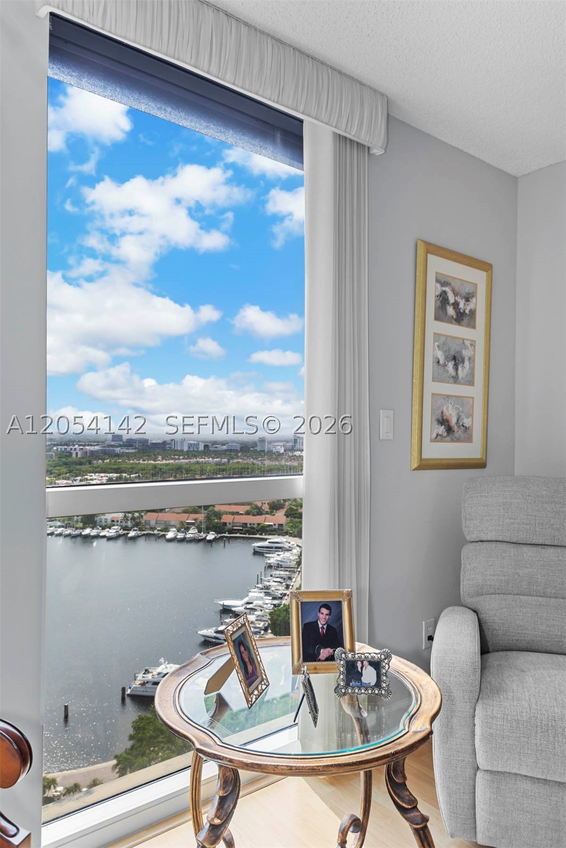 21205 Yacht Clb Dr #2403 Aventura, FL 33180