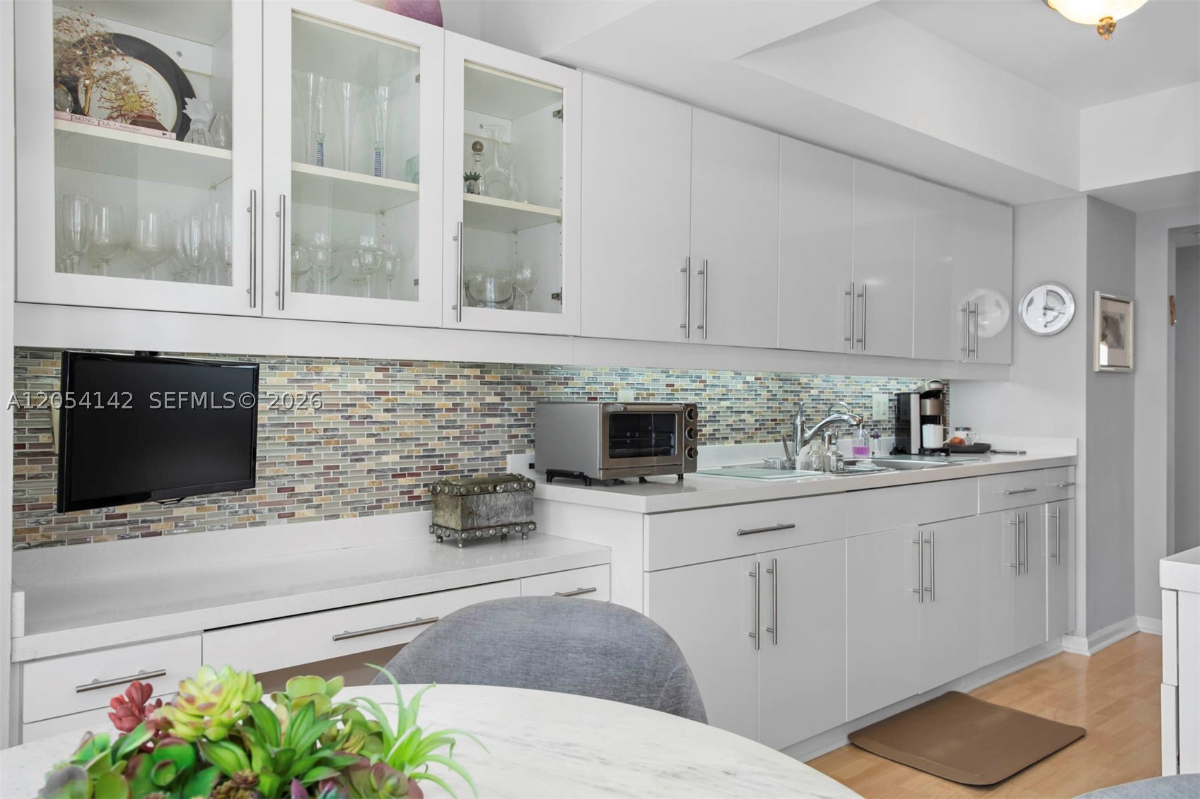 21205 Yacht Clb Dr #2403 Aventura, FL 33180