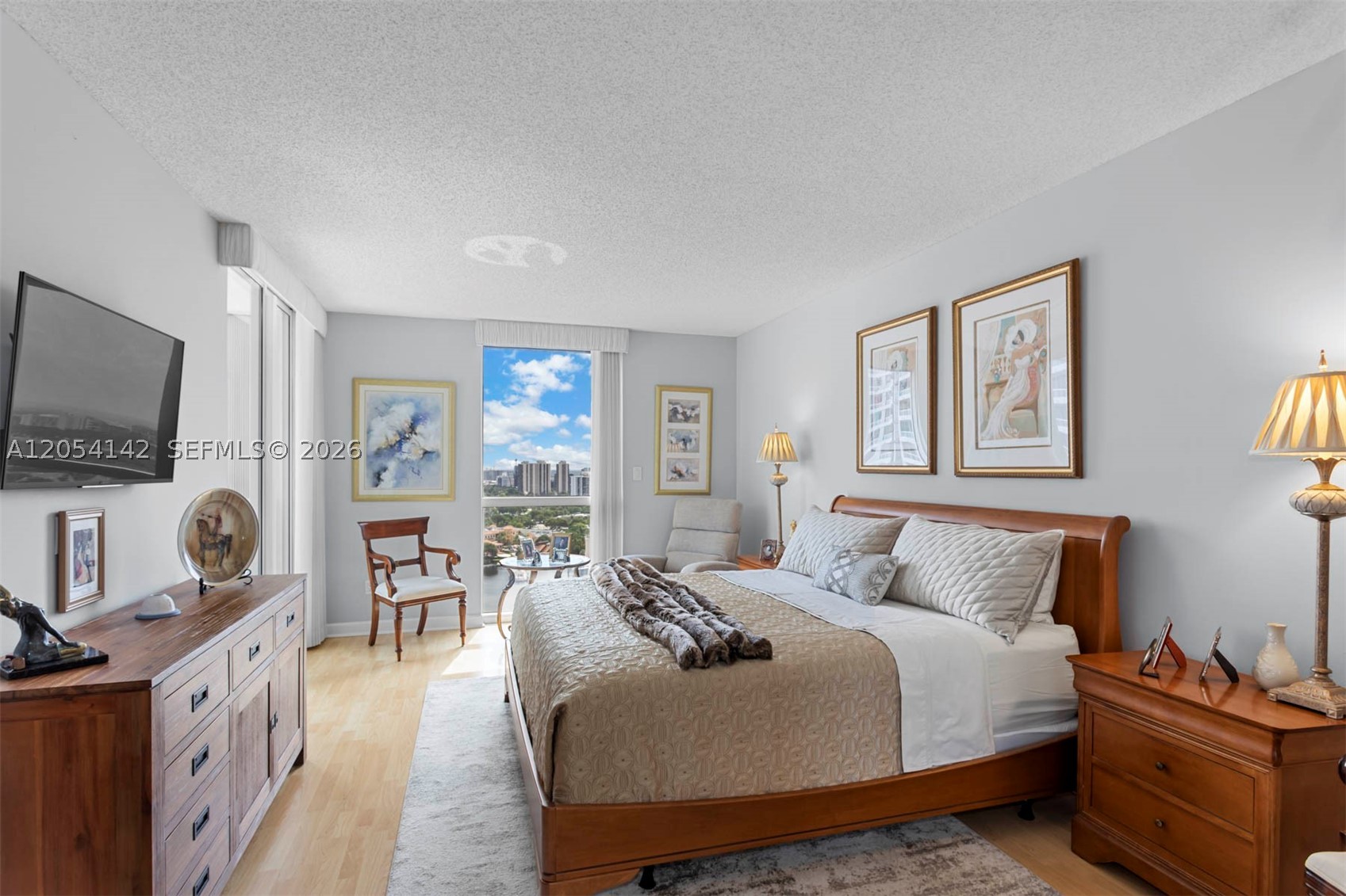 21205 Yacht Clb Dr #2403 Aventura, FL 33180