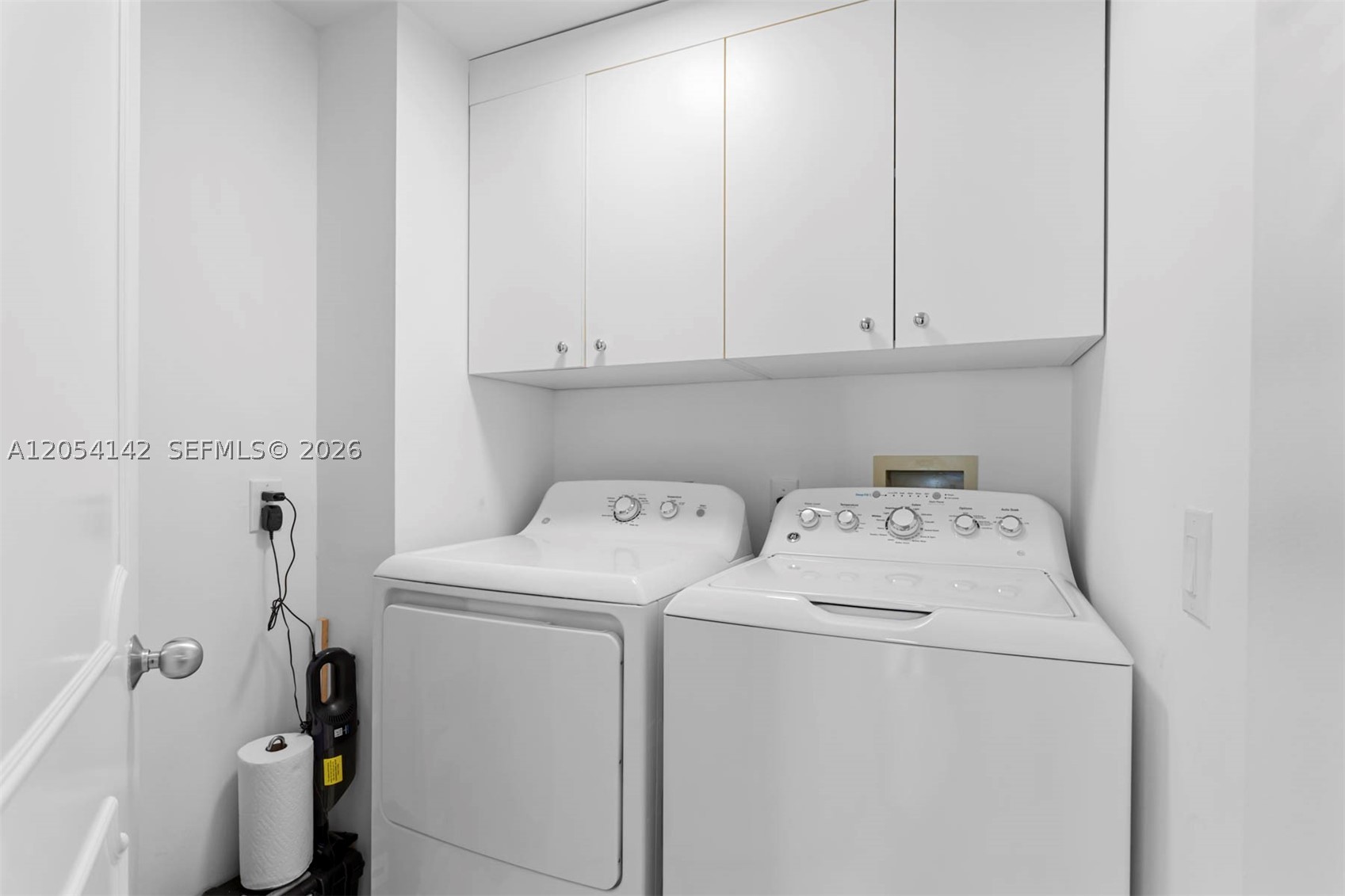 21205 Yacht Clb Dr #2403 Aventura, FL 33180
