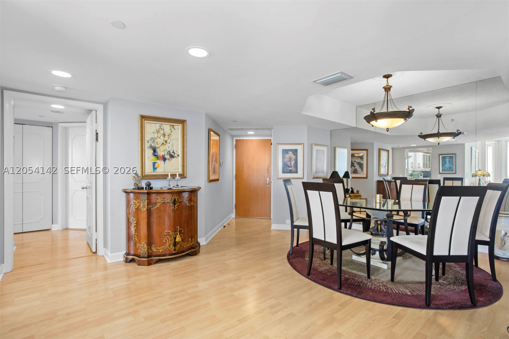 21205 Yacht Clb Dr #2403 Aventura, FL 33180