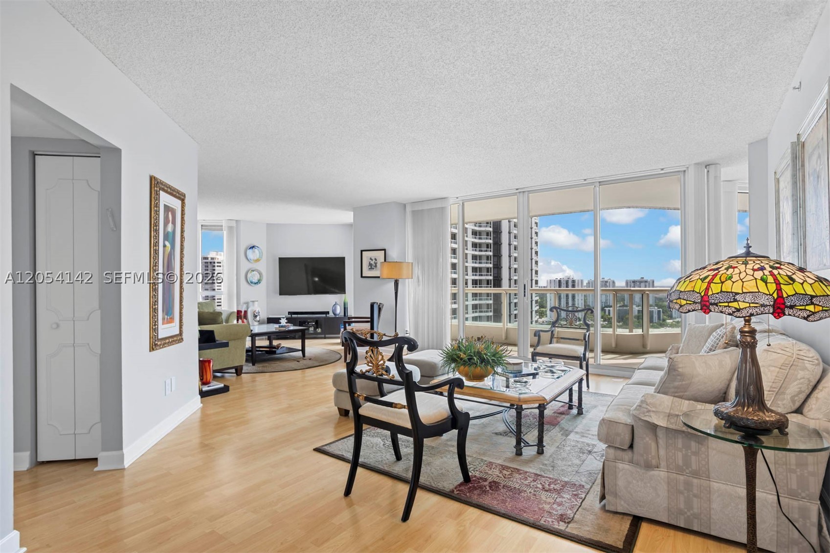 21205 Yacht Clb Dr #2403 Aventura, FL 33180