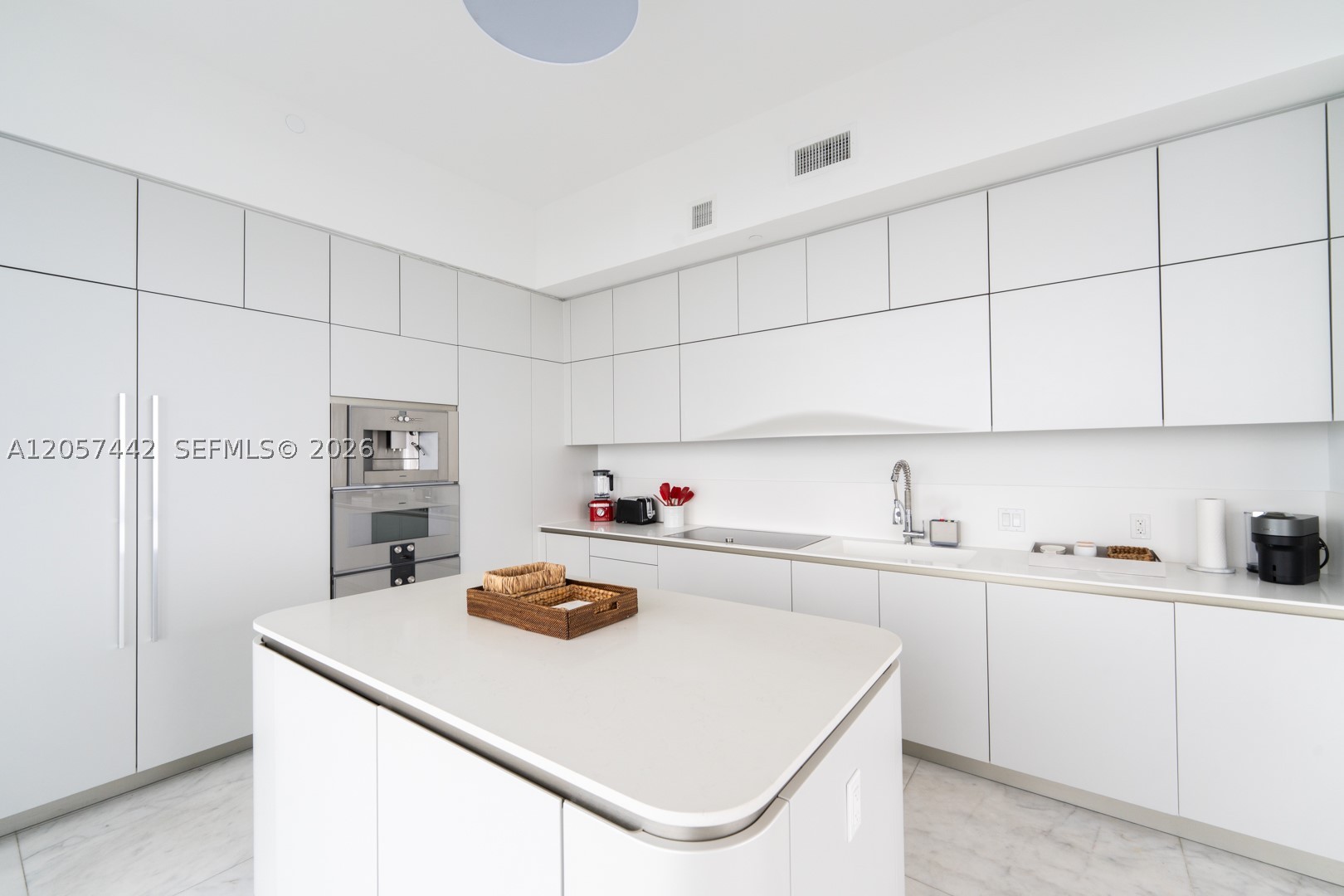 16901 Collins Ave #4201 Sunny Isles Beach, FL 33160