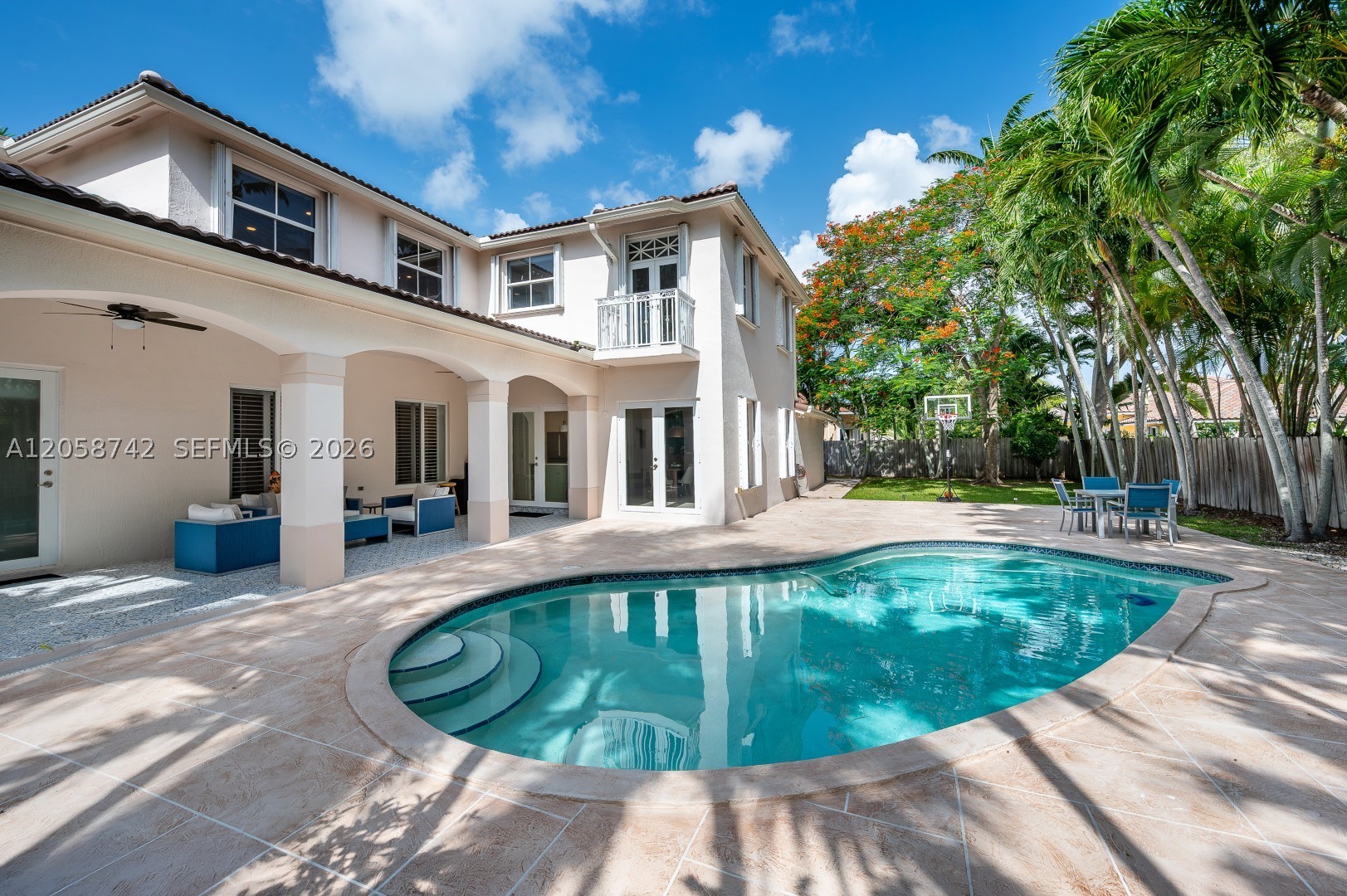 8425 SW 138th St Palmetto Bay, FL 33158