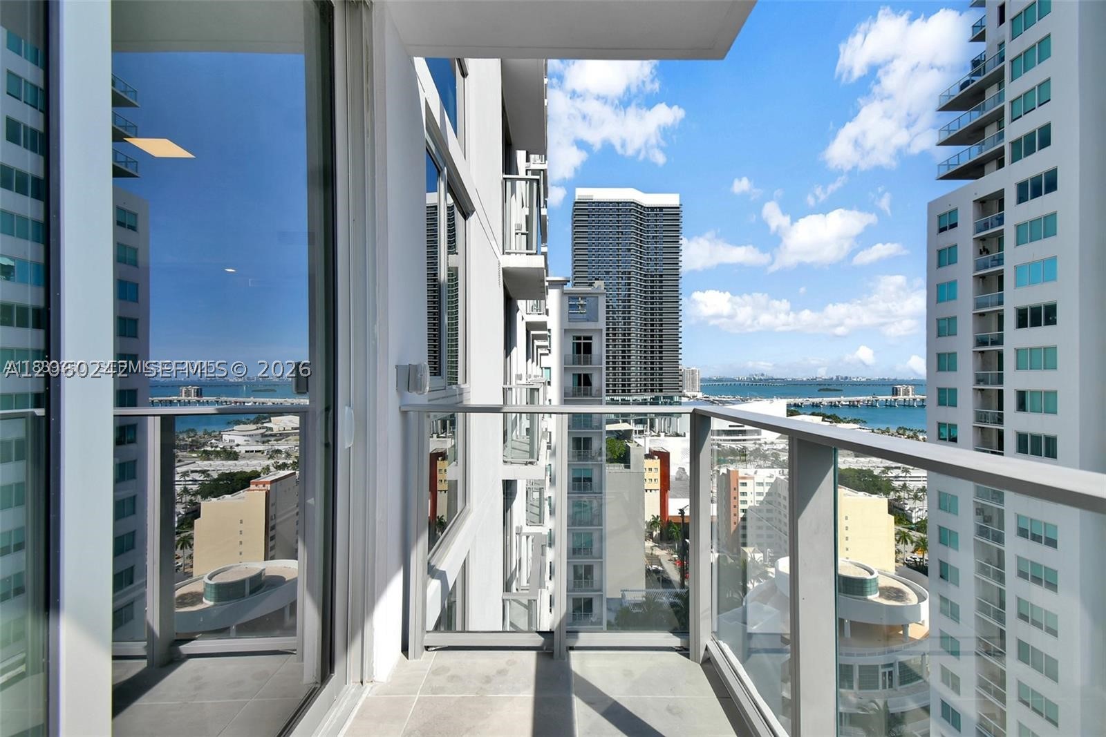 image Yotelpad Miami13