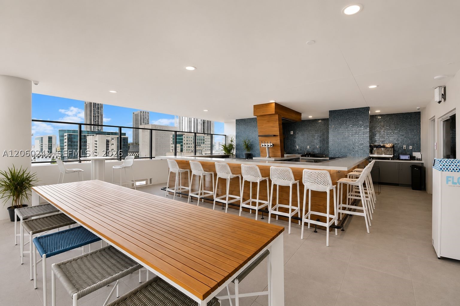 image Yotelpad Miami23