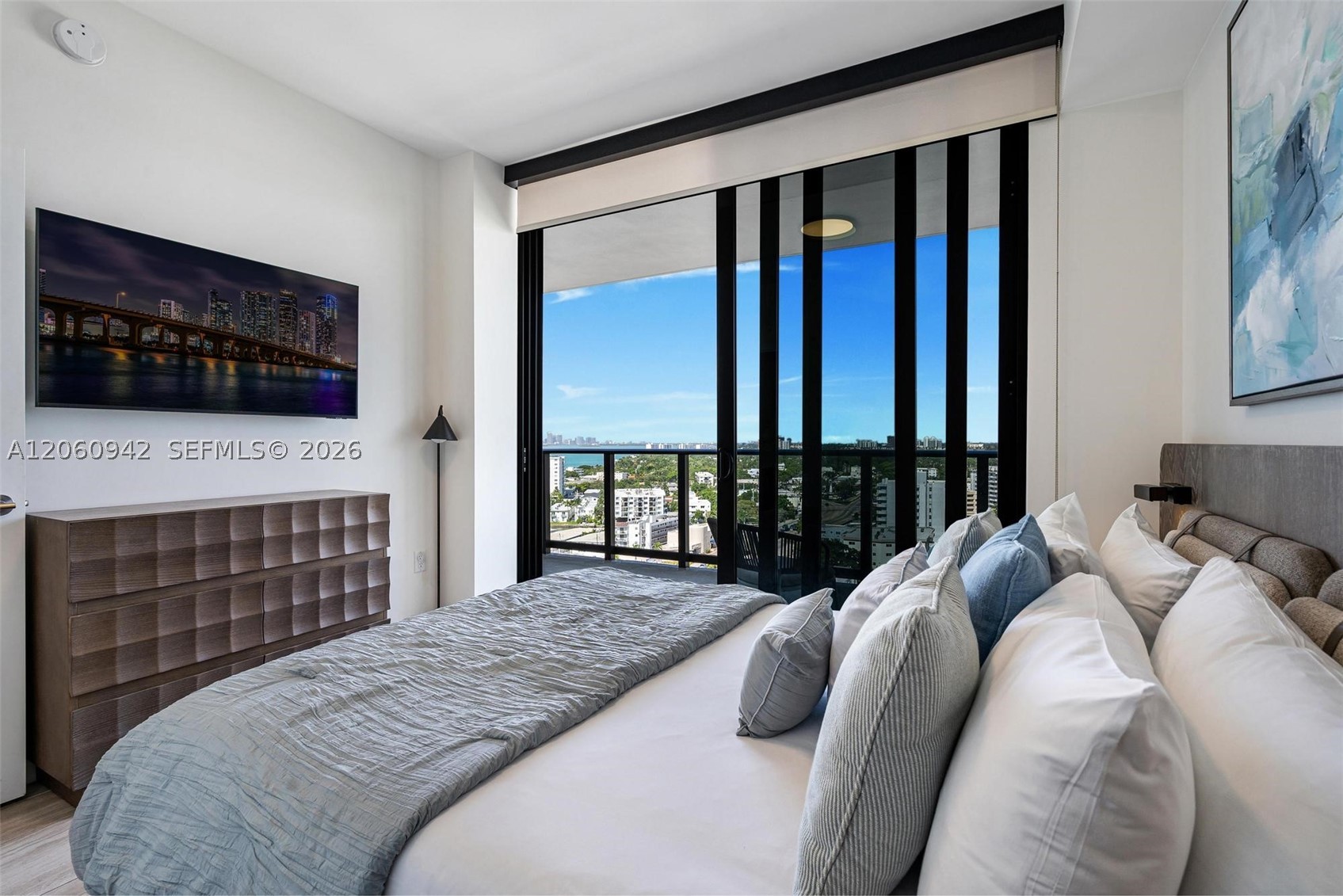 580 72nd St #1410 Miami Beach, FL 33141