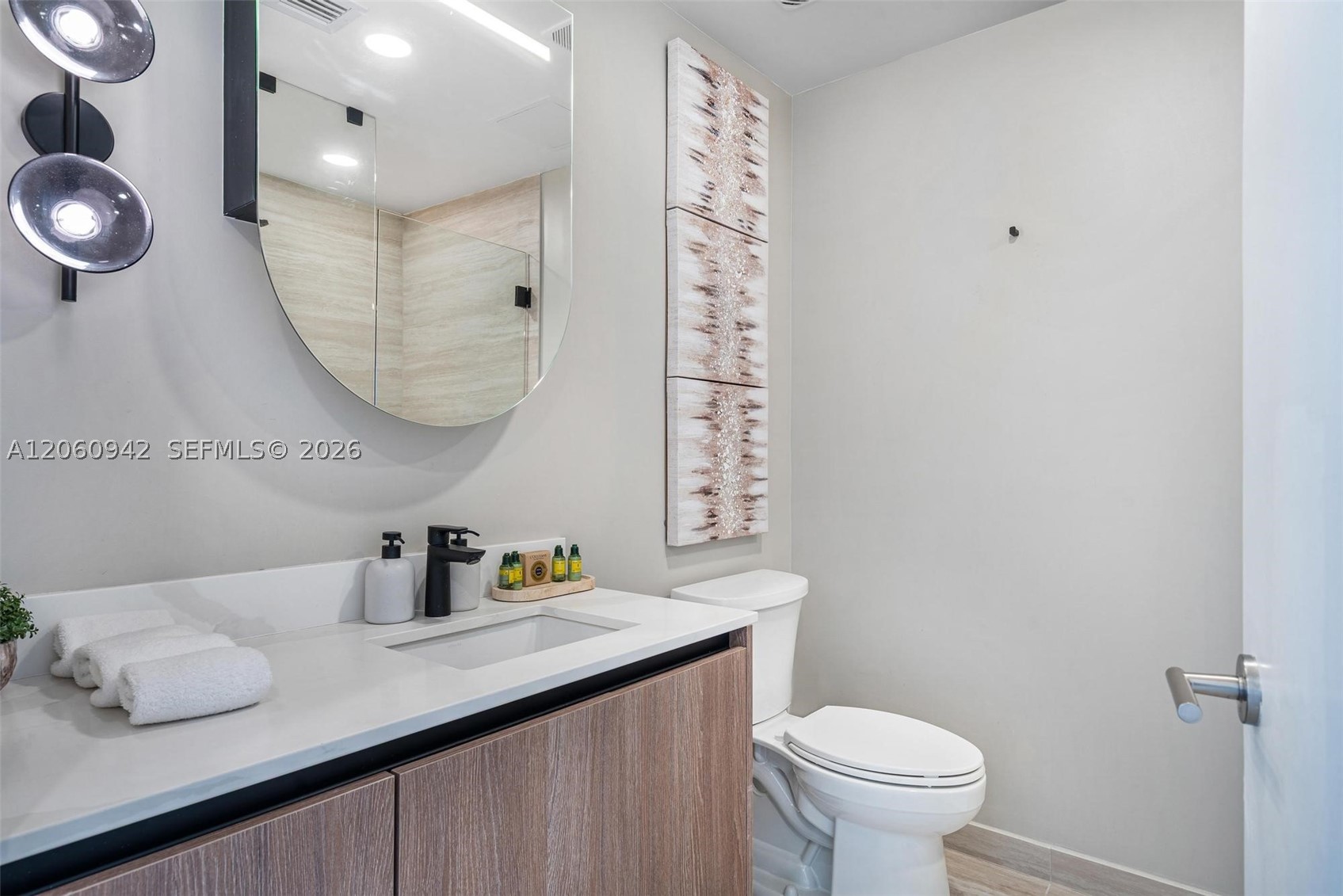 580 72nd St #1410 Miami Beach, FL 33141