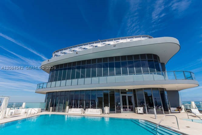1000 Brickell Plz #4104