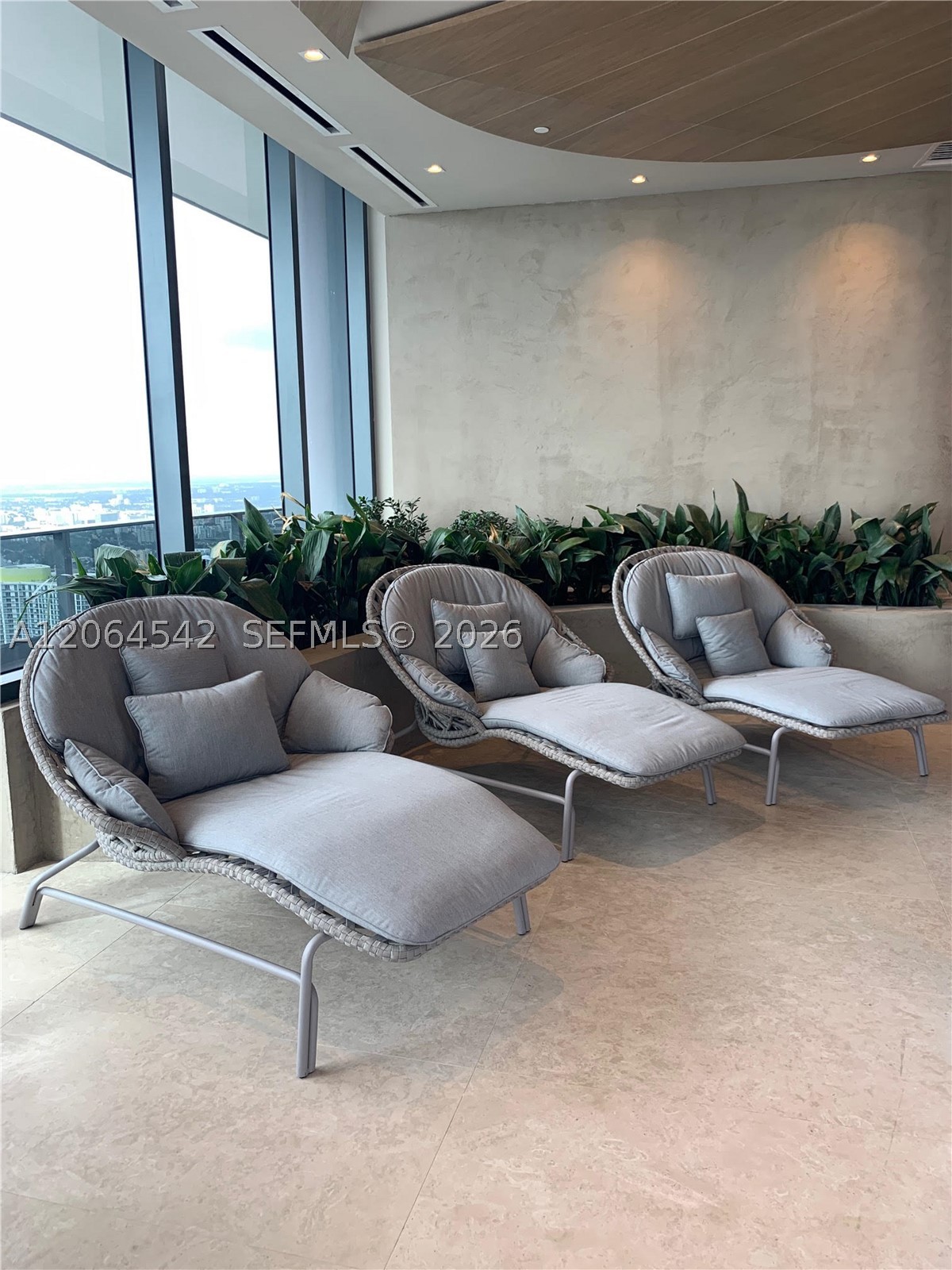 image Brickell Flatiron25