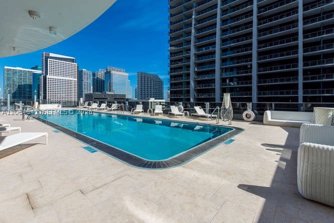 image Brickell Flatiron41