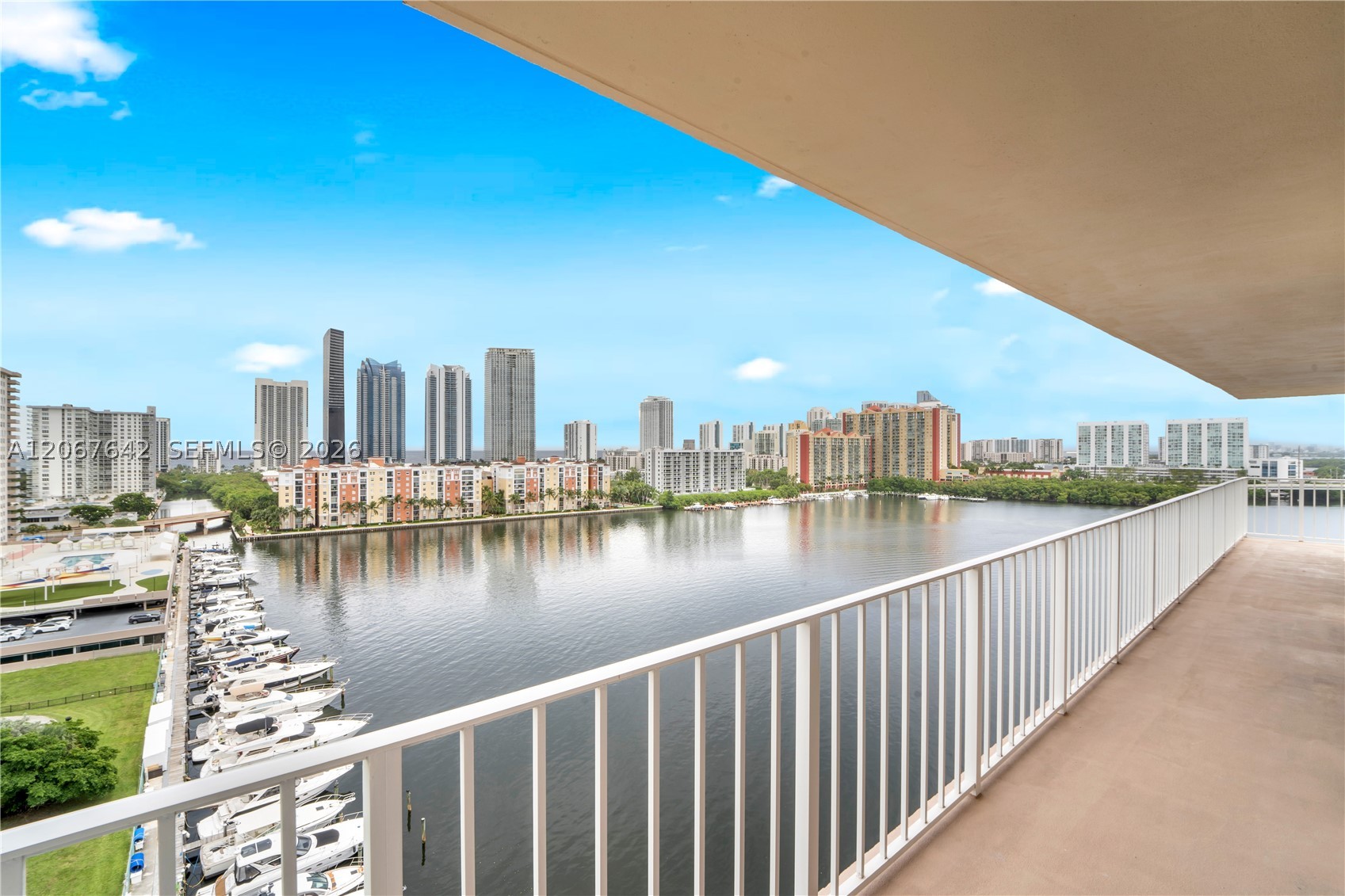 image Winston Towers 70037