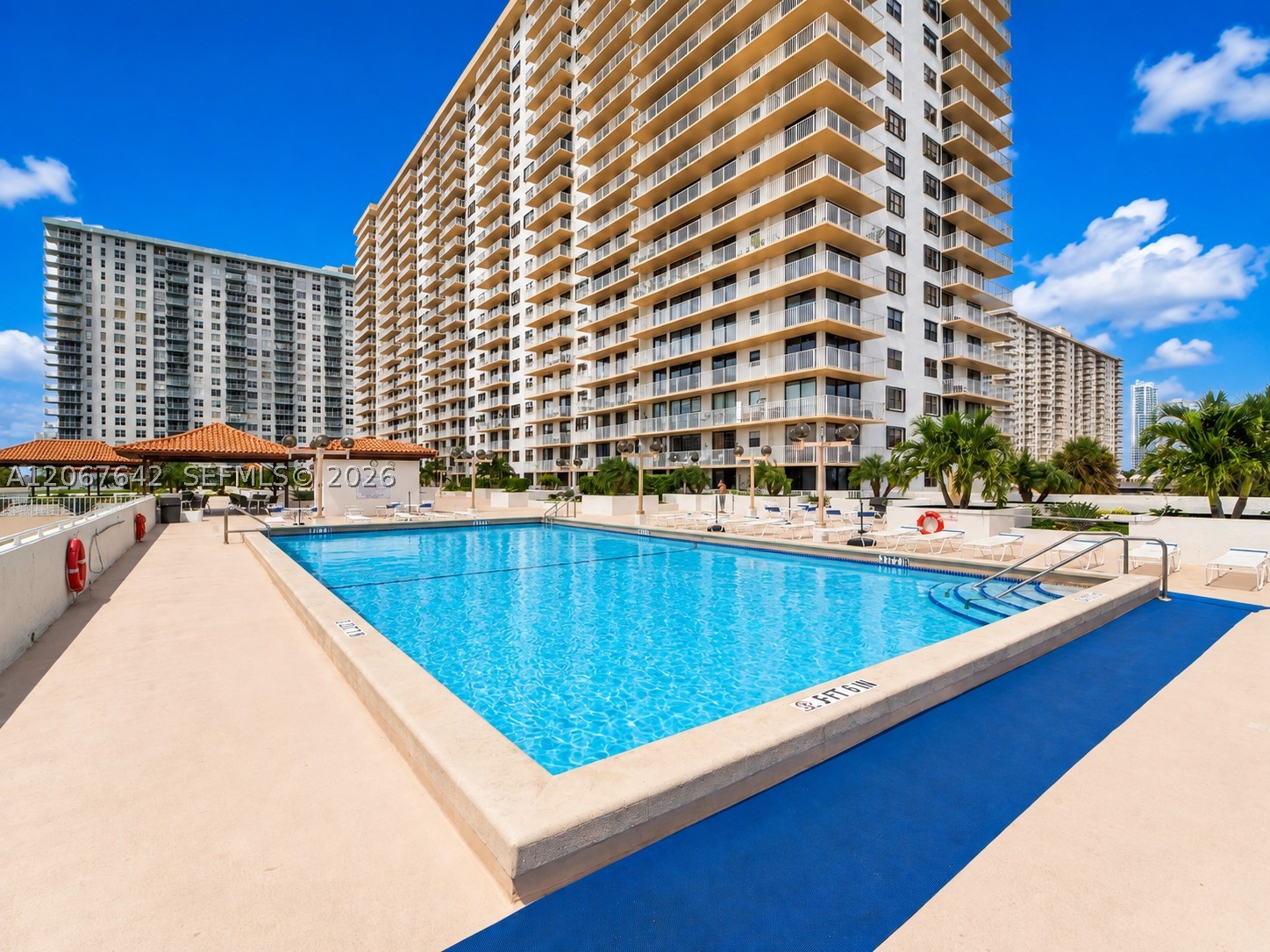 image Winston Towers 70039