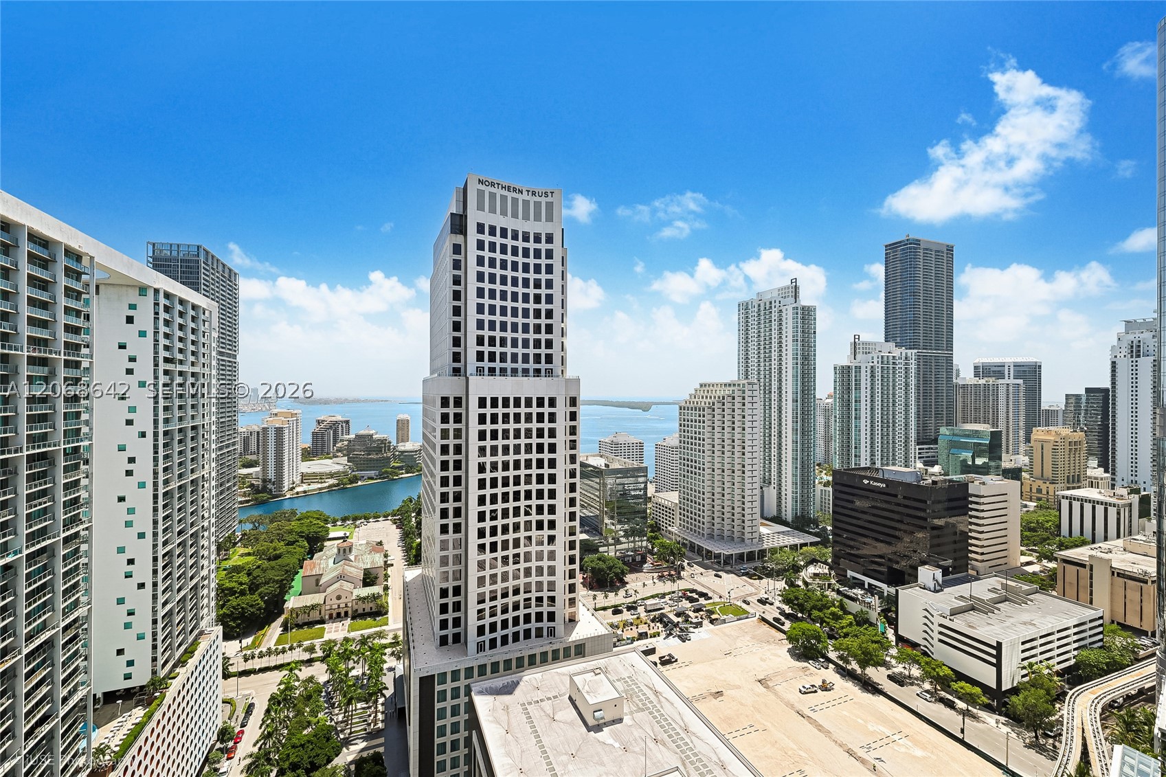 68 SE 6th St #2909 Miami, FL 33131