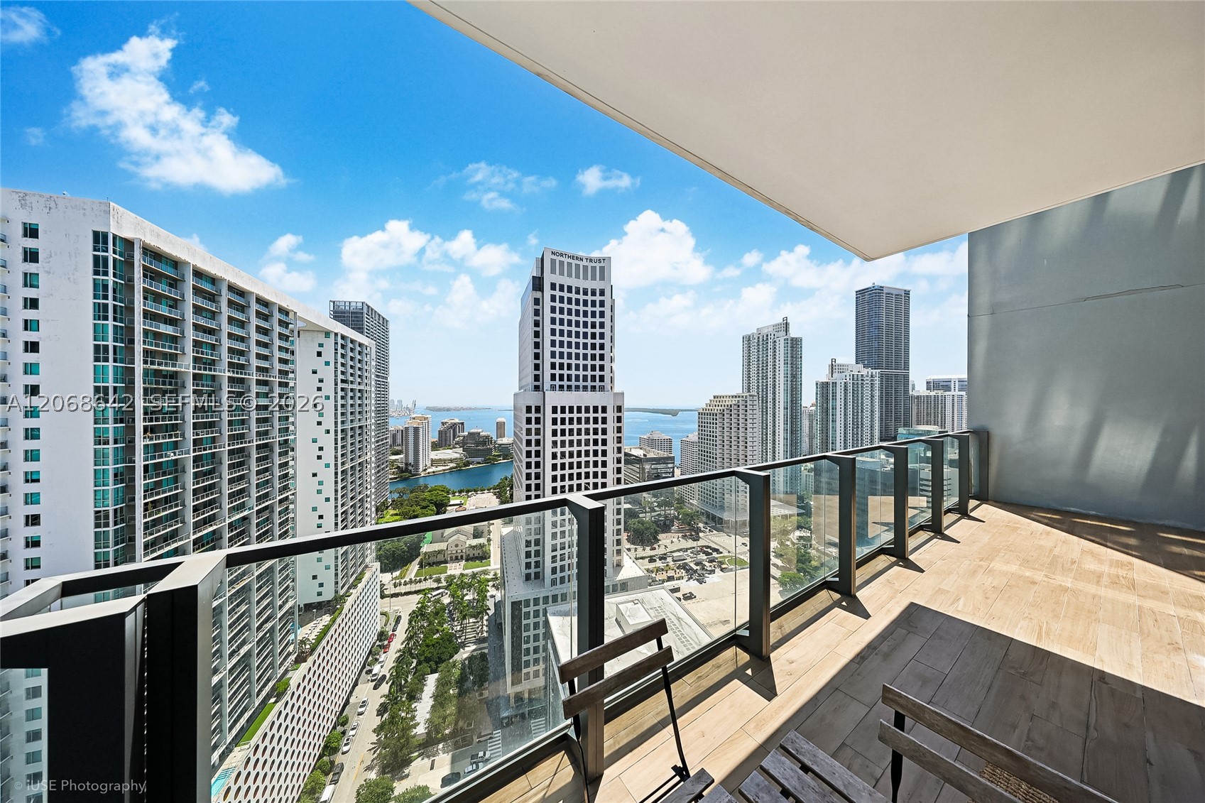 68 SE 6th St #2909 Miami, FL 33131