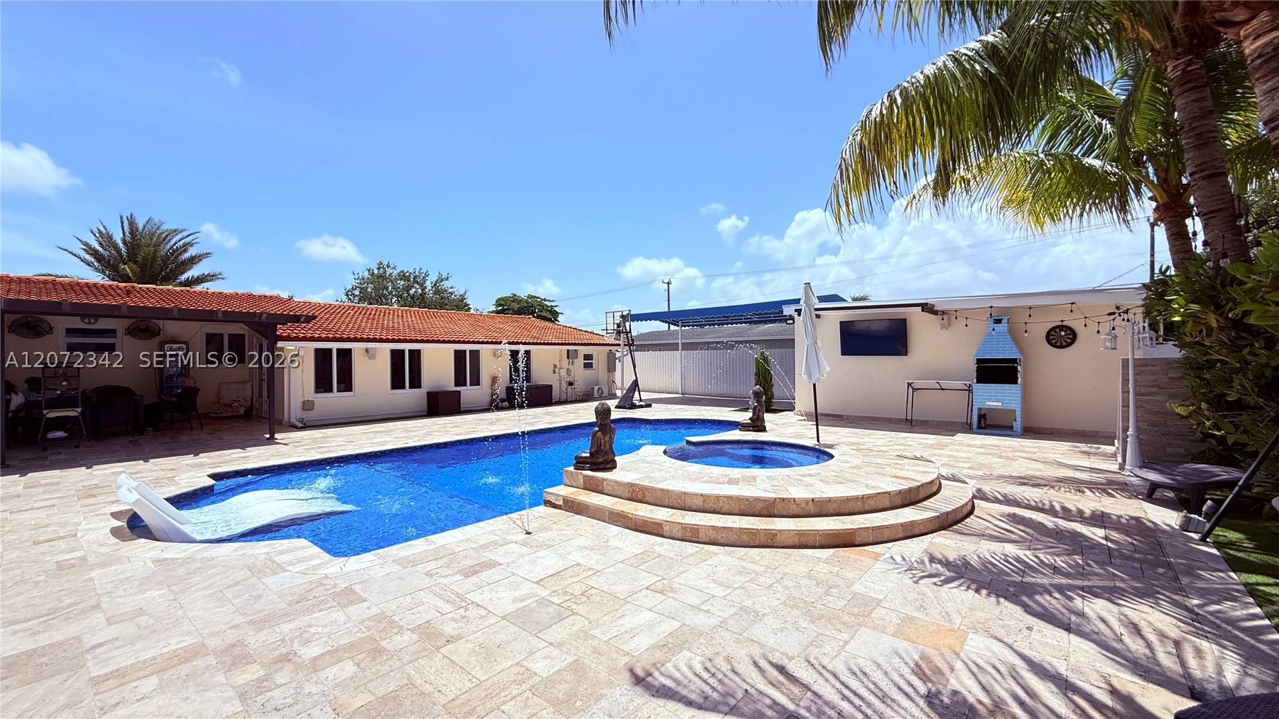 9601 SW 183rd St Palmetto Bay, FL 33157