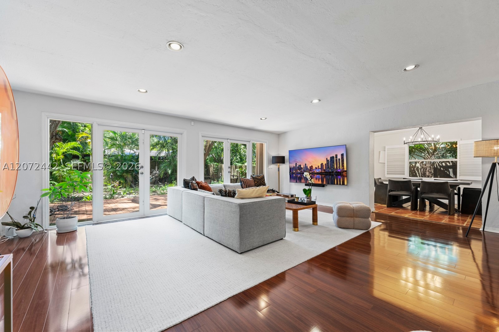 4120 Lybyer Ave Miami, FL 33133