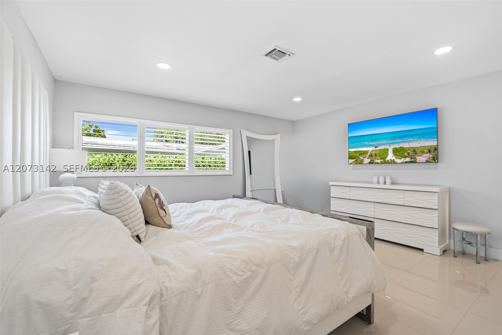 932 Bird Rd Coral Gables, FL 33146