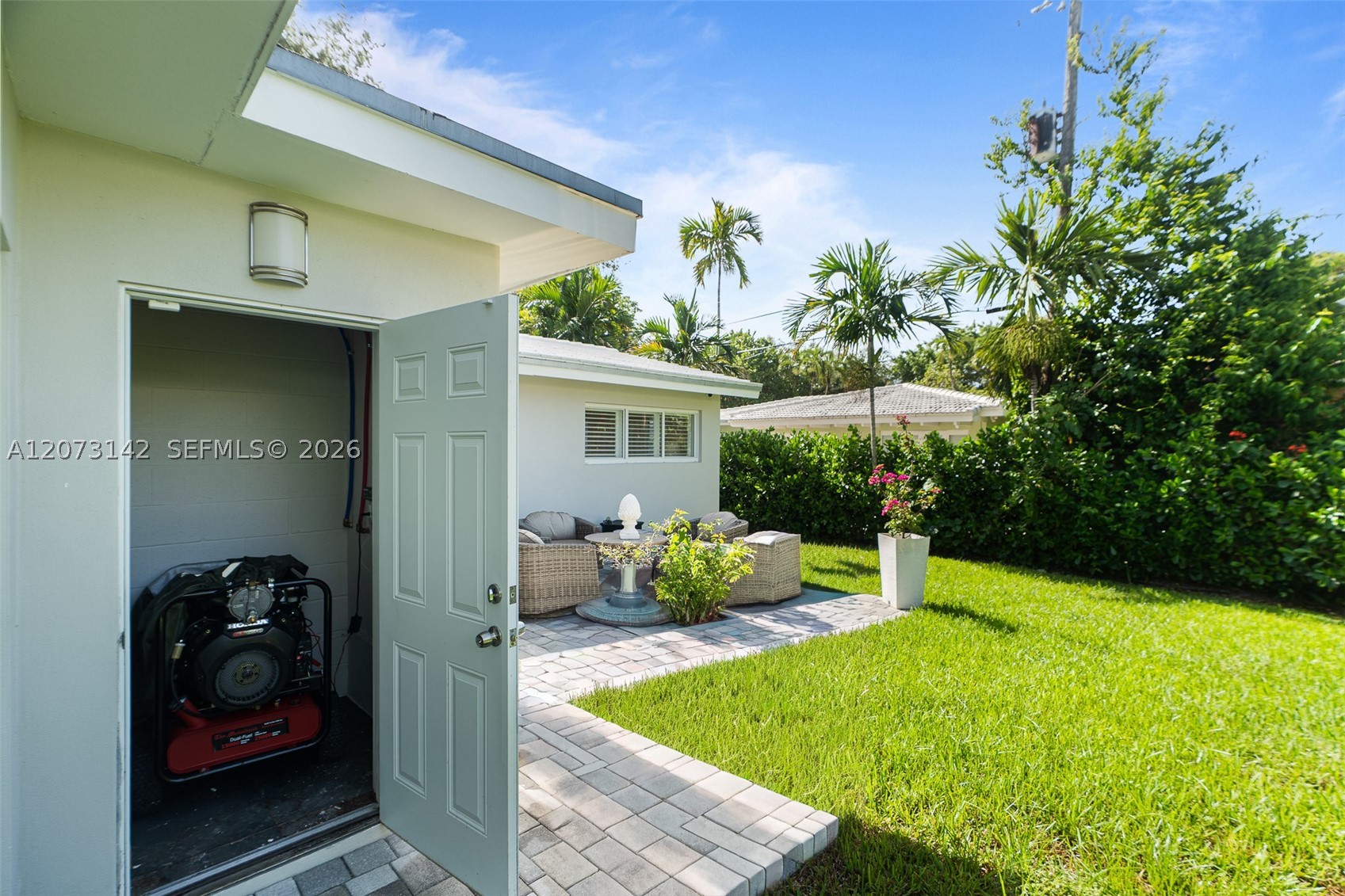 932 Bird Rd Coral Gables, FL 33146