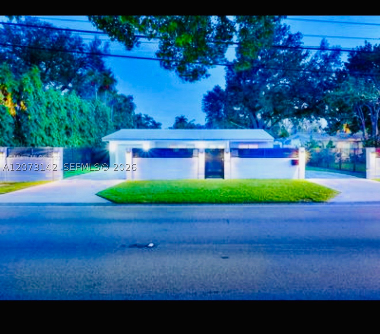 932 Bird Rd Coral Gables, FL 33146