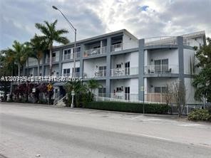 2734 Bird Ave #114