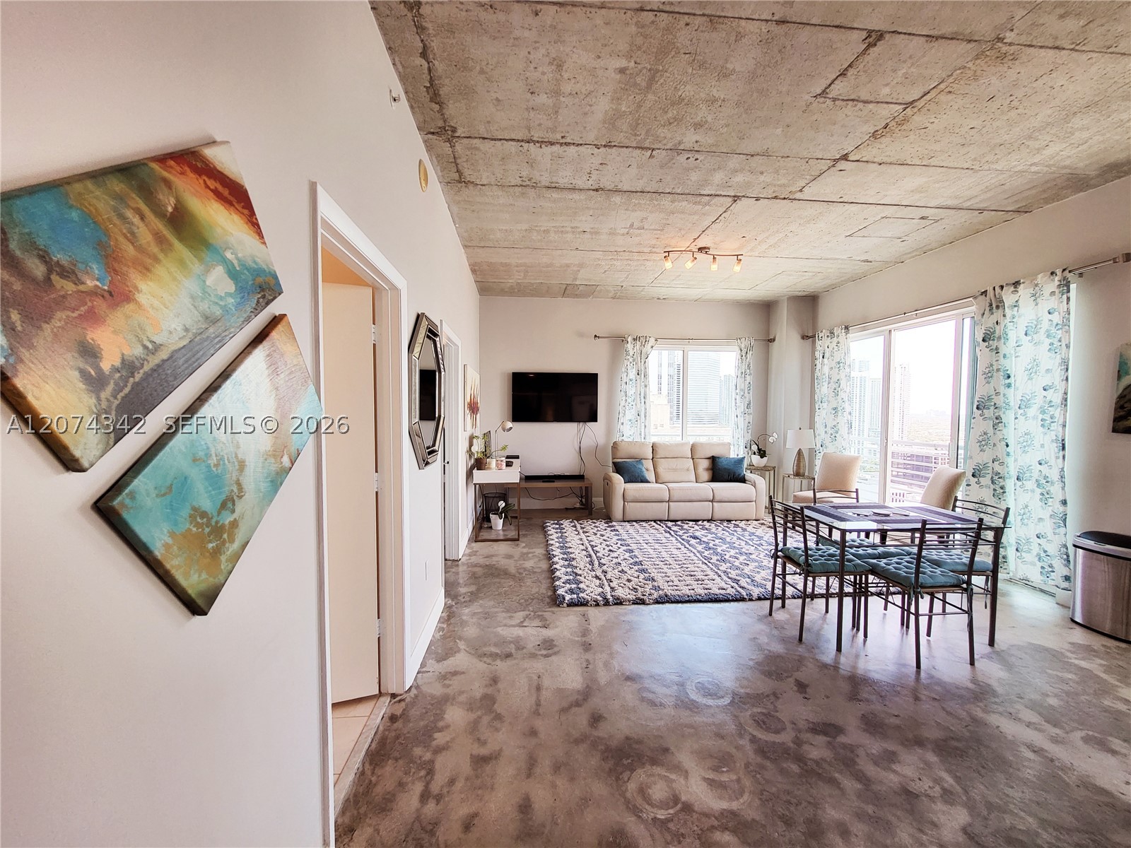 image The Loft 210