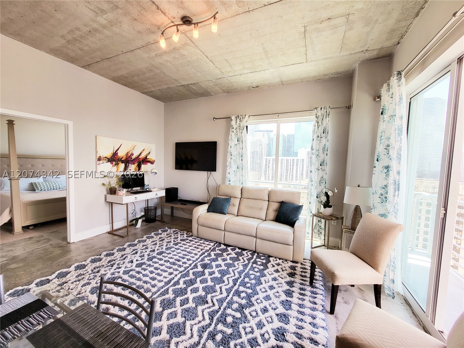 image The Loft 215