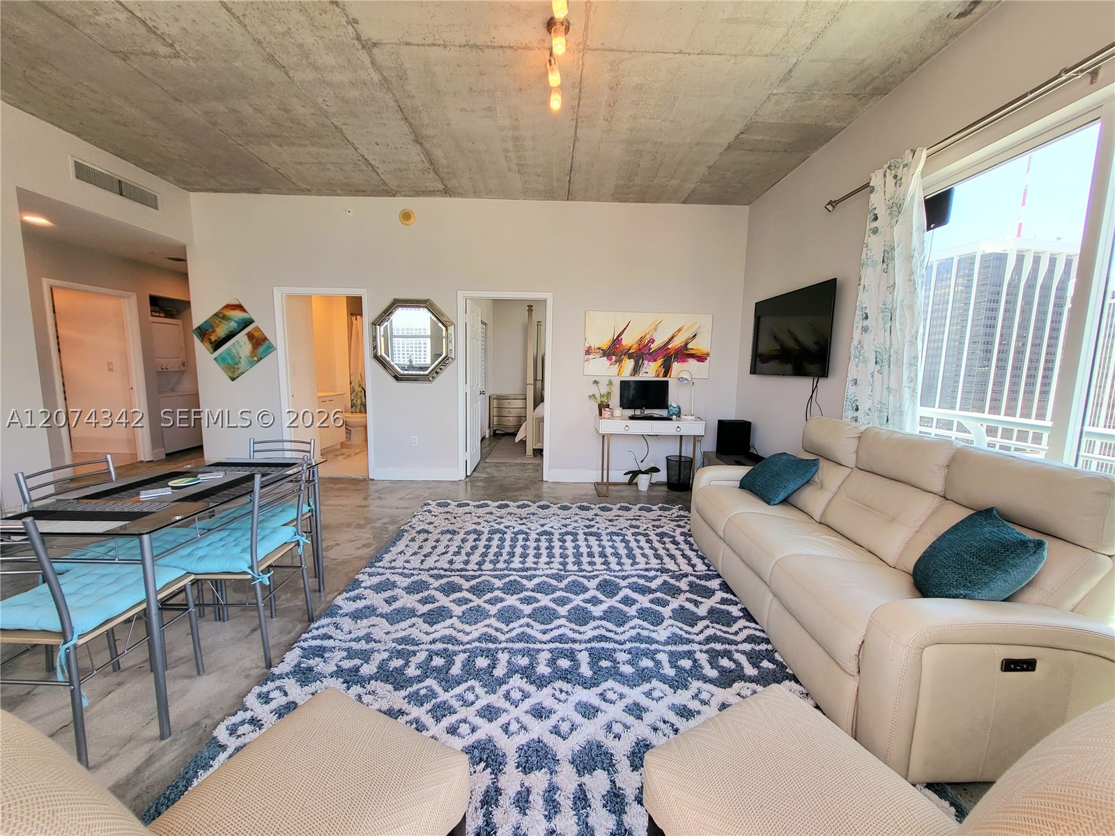 image The Loft 223