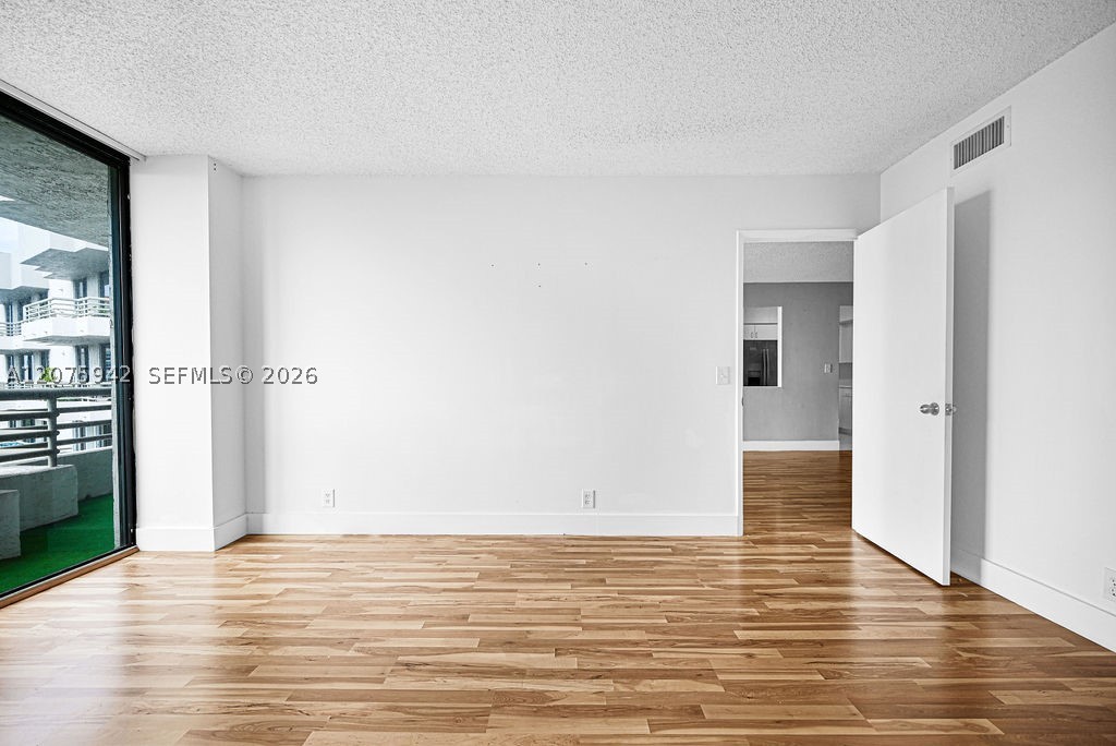 3300 NE 191st St #LP03 Aventura, FL 33180