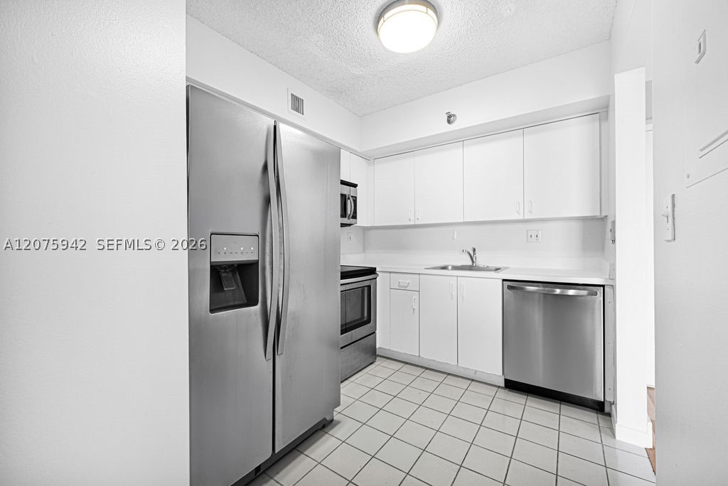 3300 NE 191st St #LP03 Aventura, FL 33180