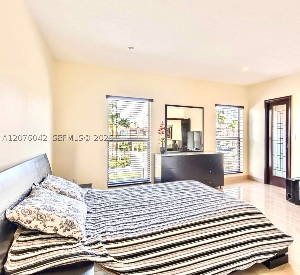 3864 NE 167th St #5 North Miami Beach, FL 33160