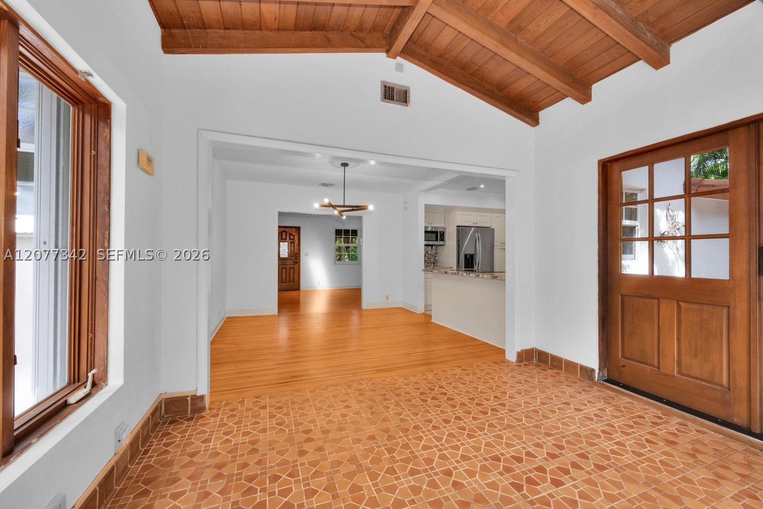 5111 Maggiore St Coral Gables, FL 33146