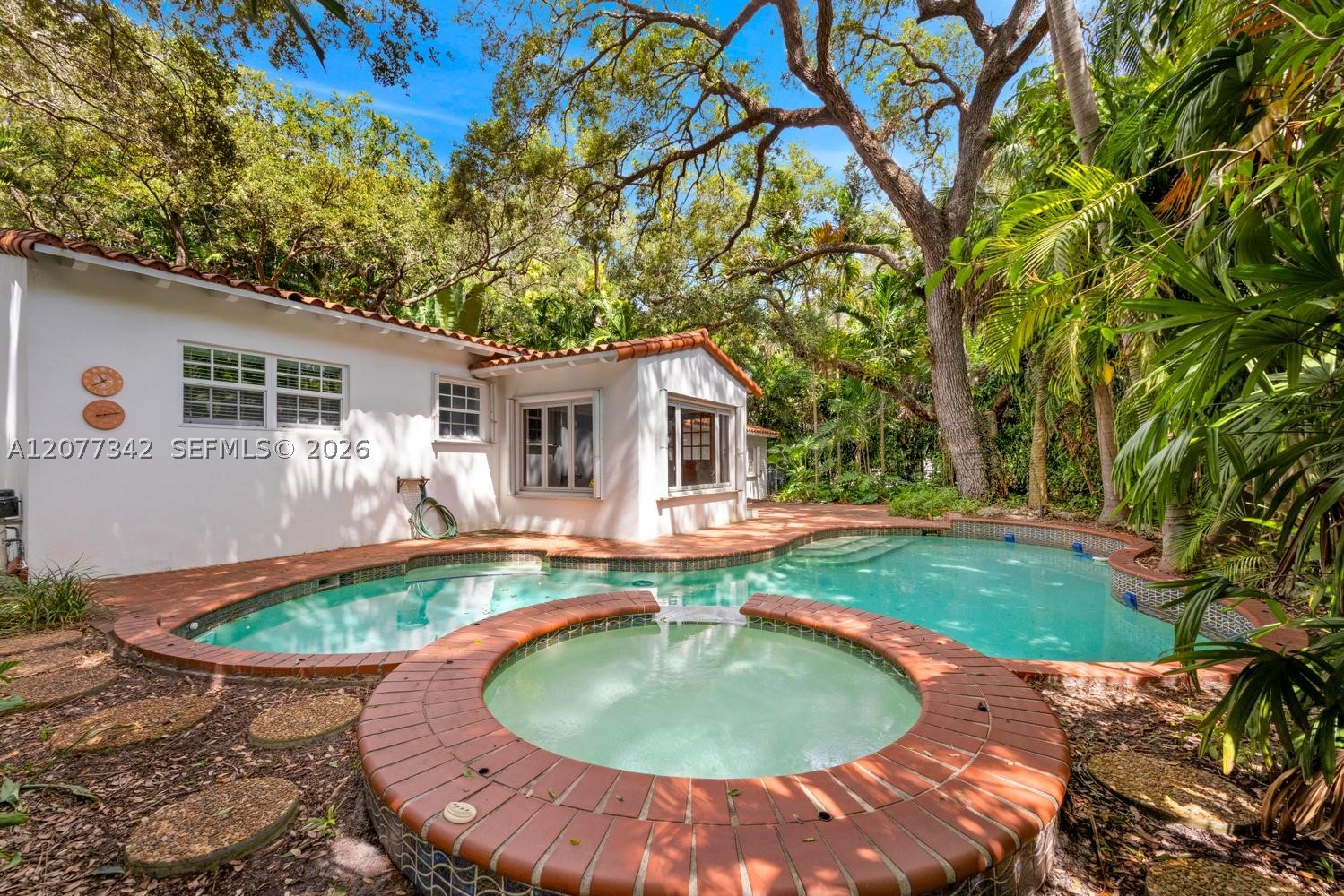 5111 Maggiore St Coral Gables, FL 33146
