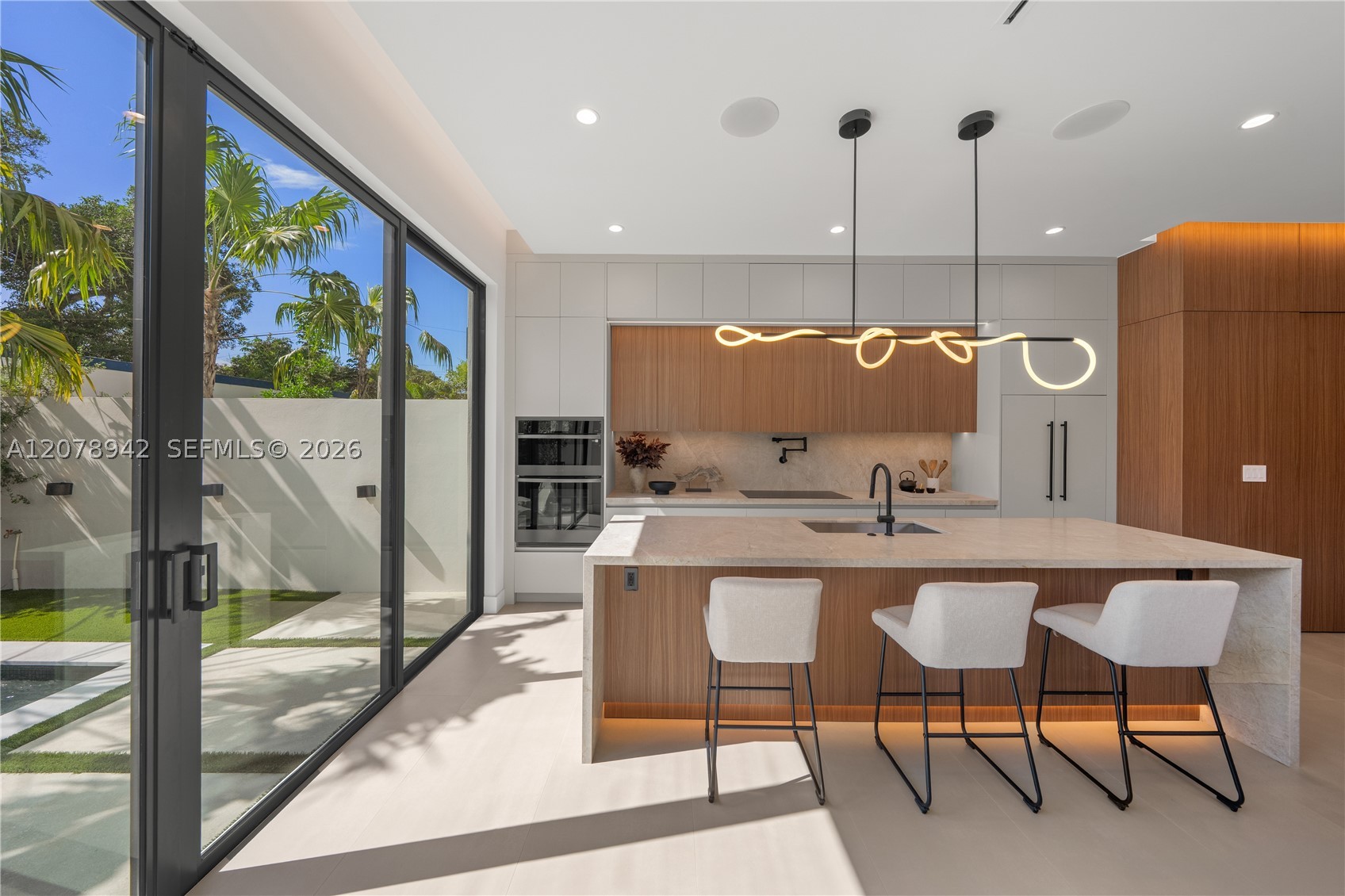 3910 NW 3rd Ave Miami, FL 33127