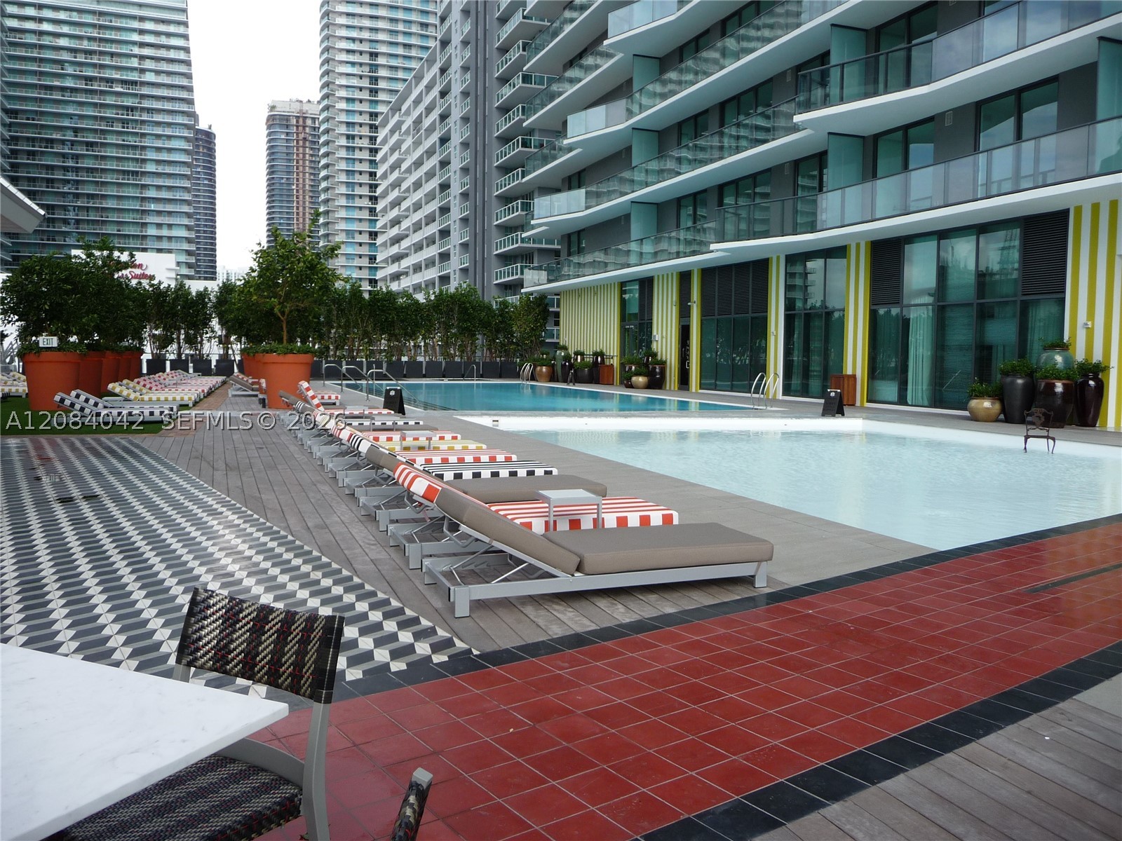 image Dua Miami53
