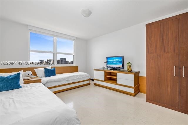 image 2080 Ocean Drive22