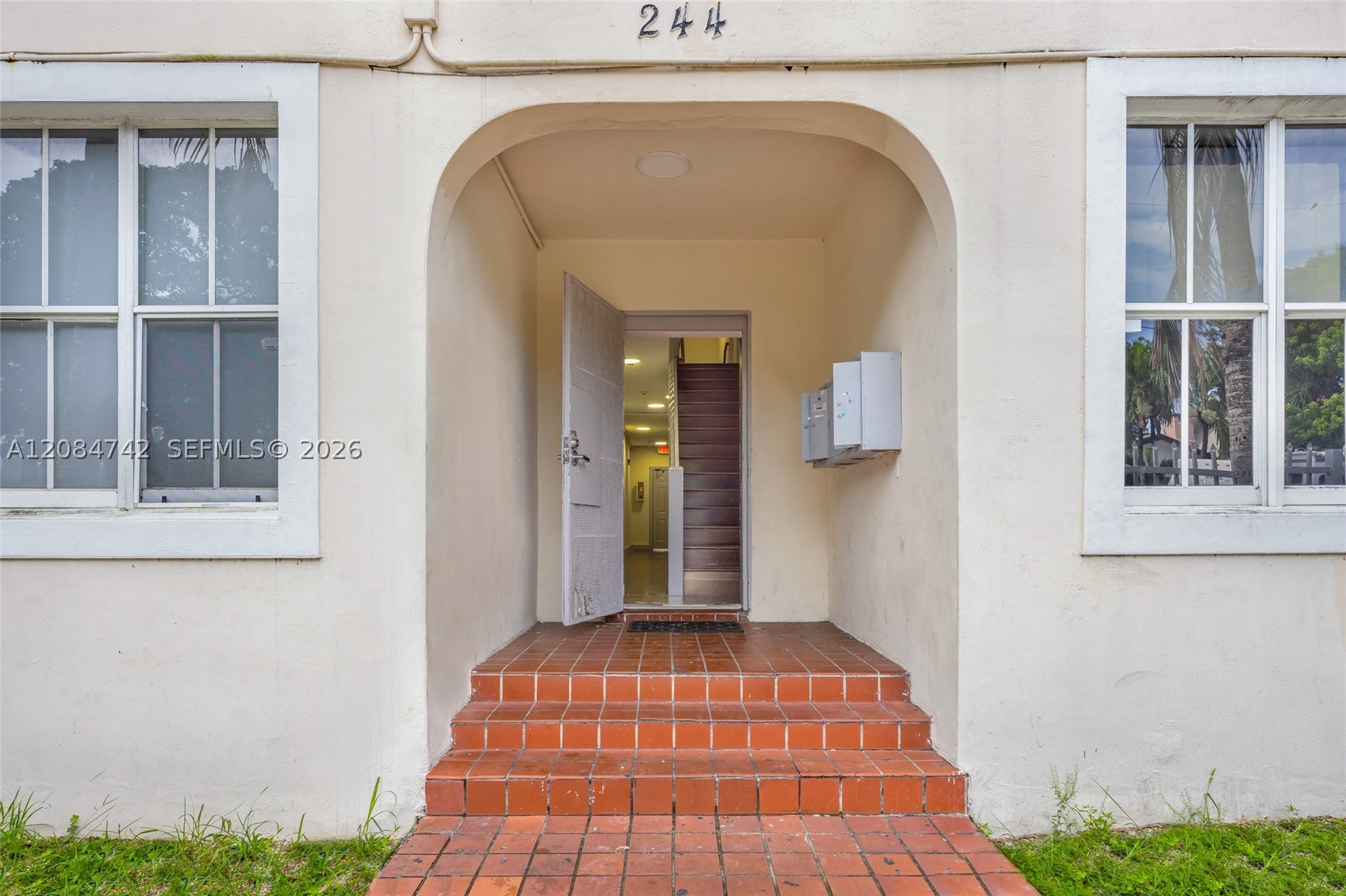 244 NW 34th St Miami, FL 33127