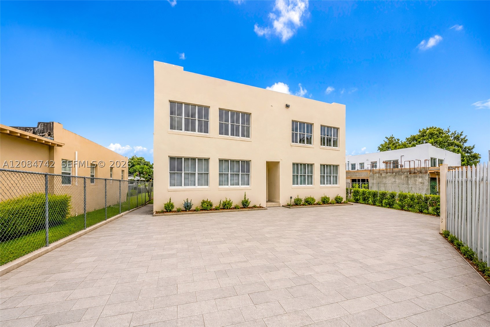 244 NW 34th St Miami, FL 33127
