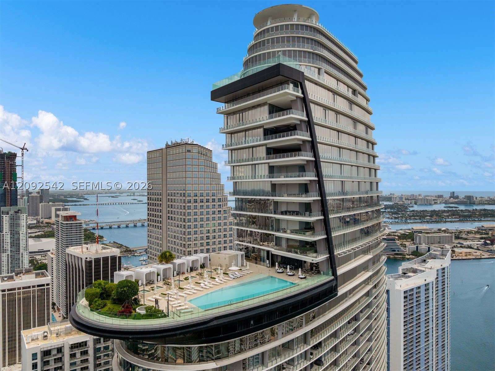 300 Biscayne Blvd Way #PH5801C Miami, FL 33131