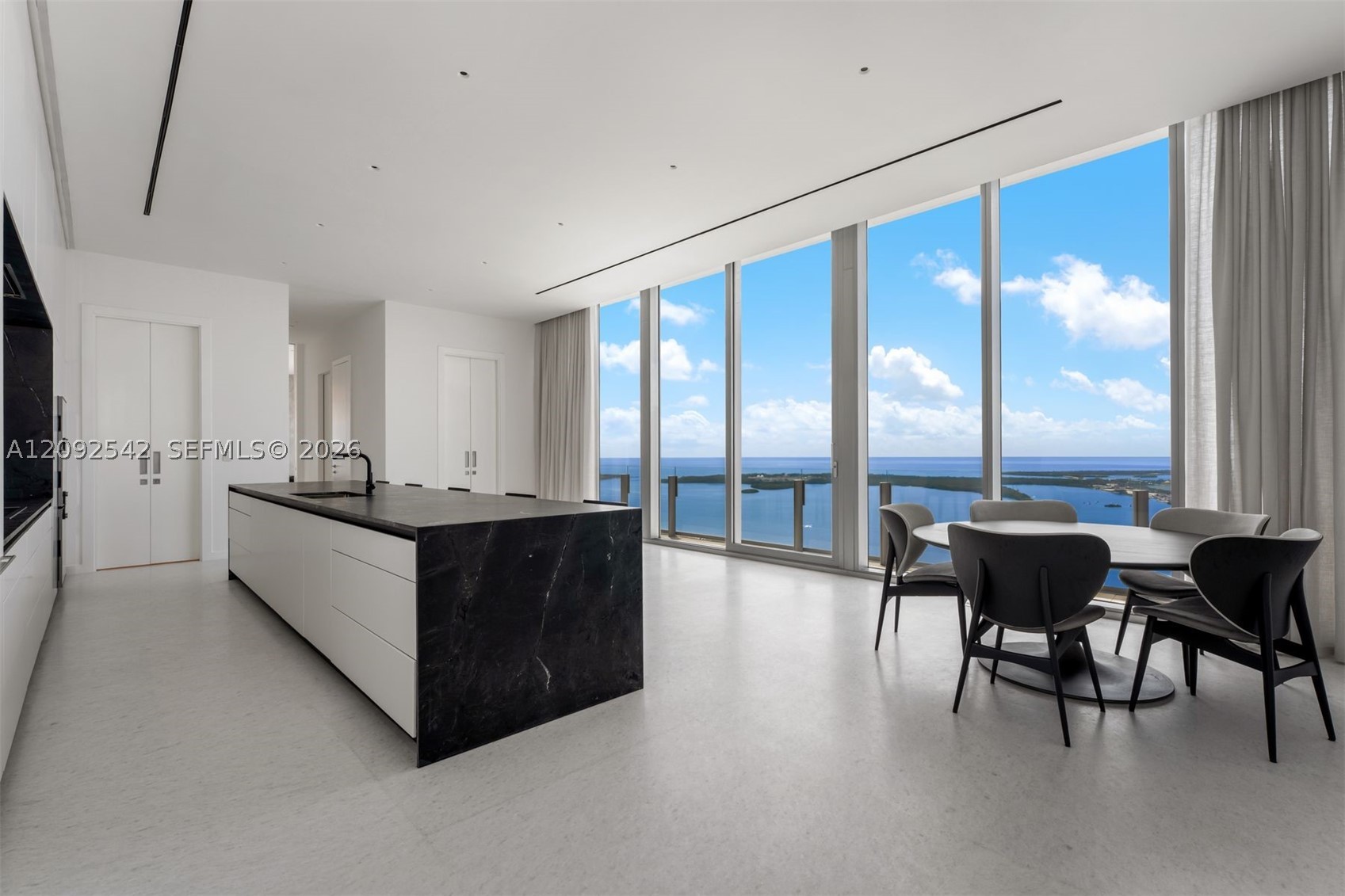 300 Biscayne Blvd Way #5801C Miami, FL 33131