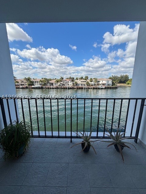 1400 S Ocean Dr #304