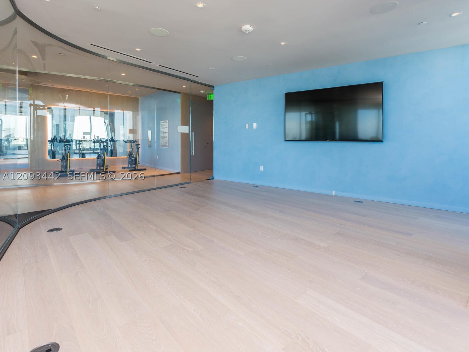 image Brickell Flatiron63