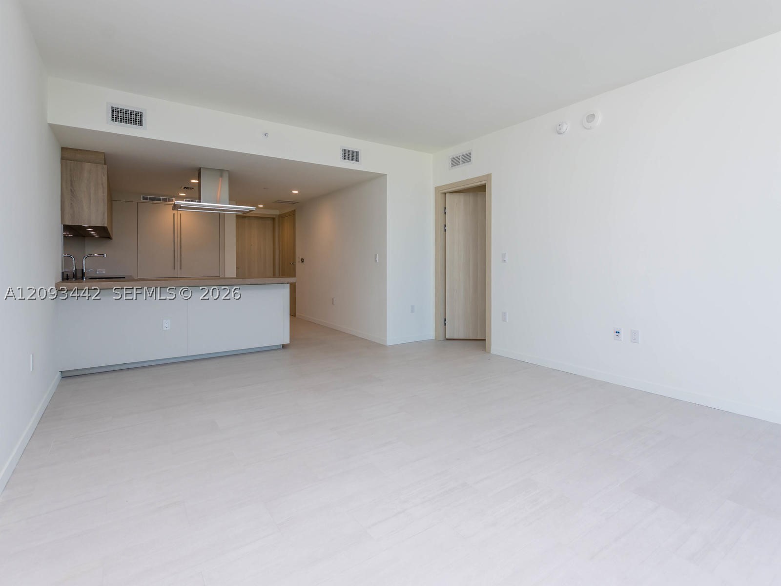 image Brickell Flatiron6