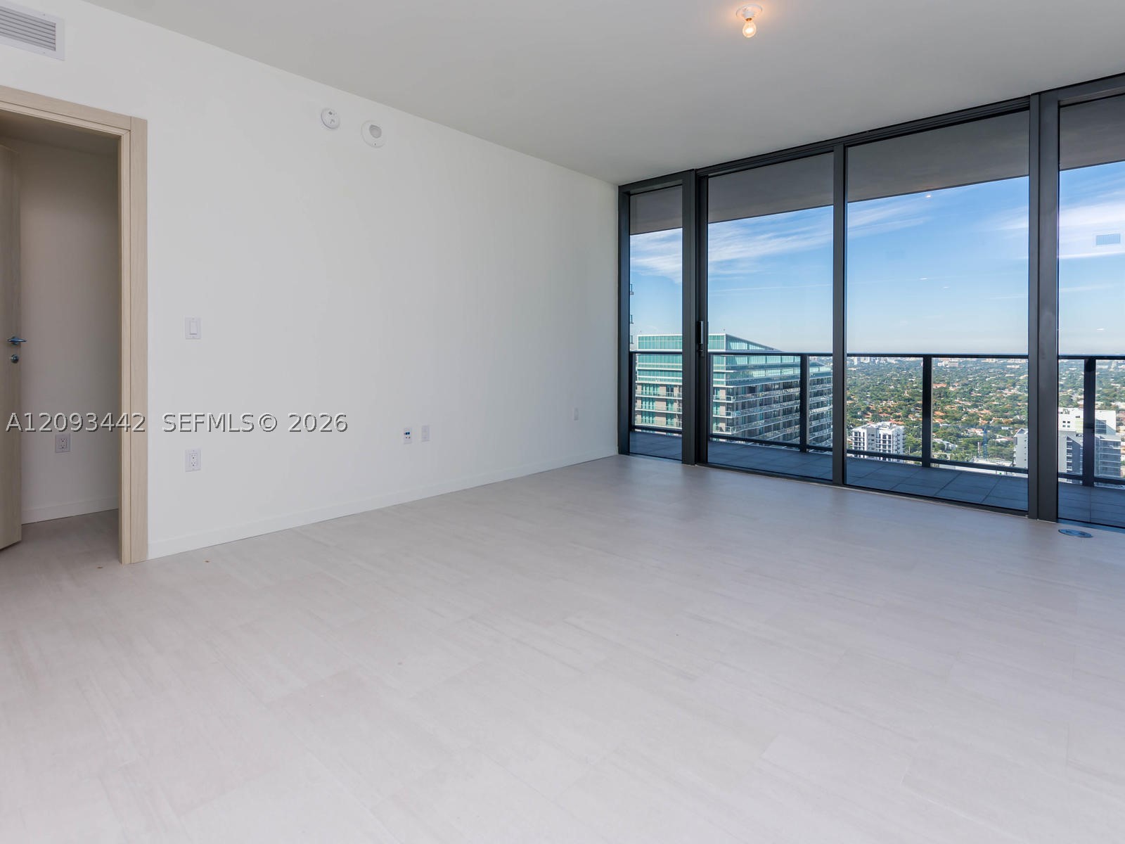image Brickell Flatiron7